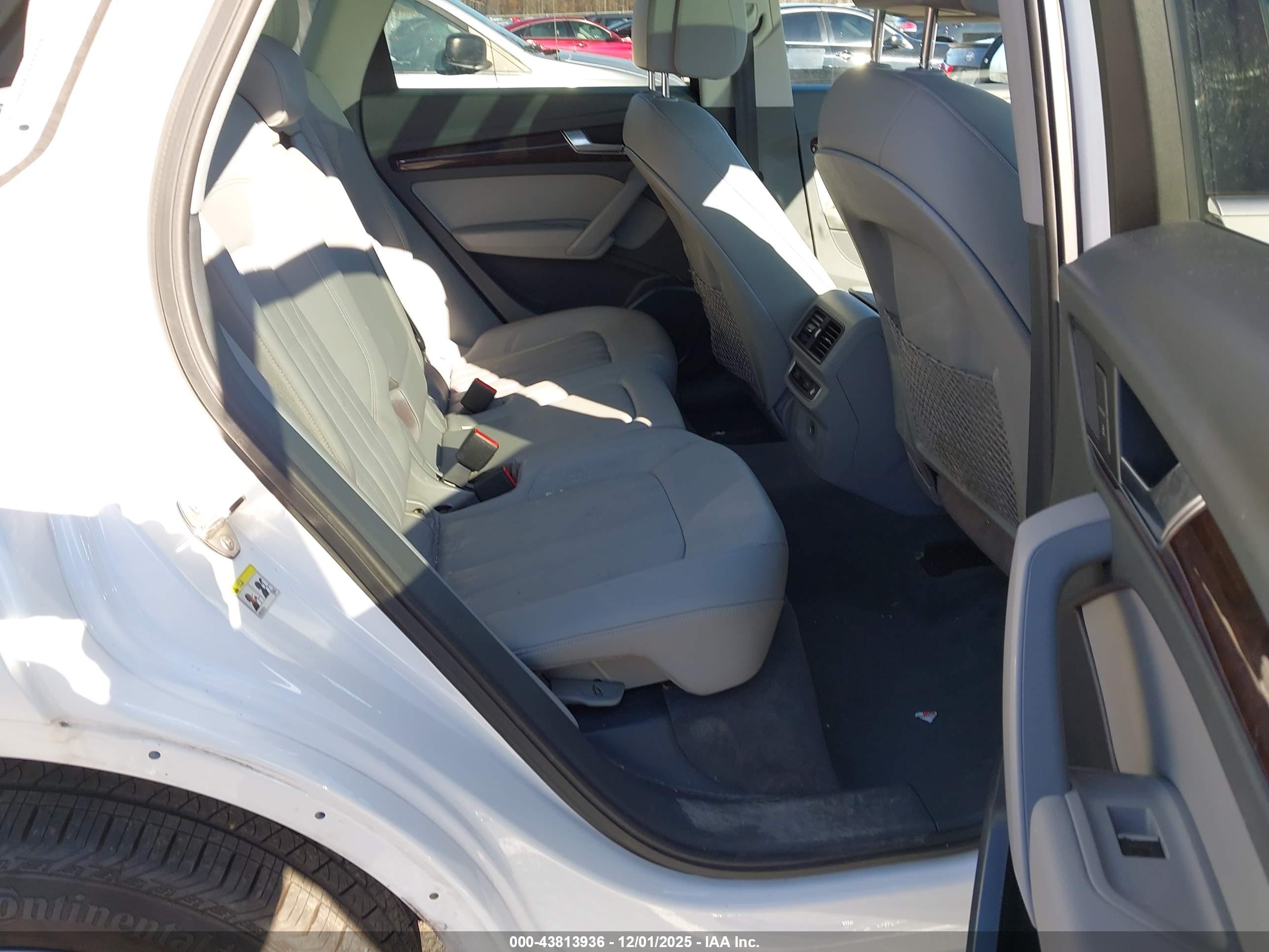 AUDI Q5 image 8