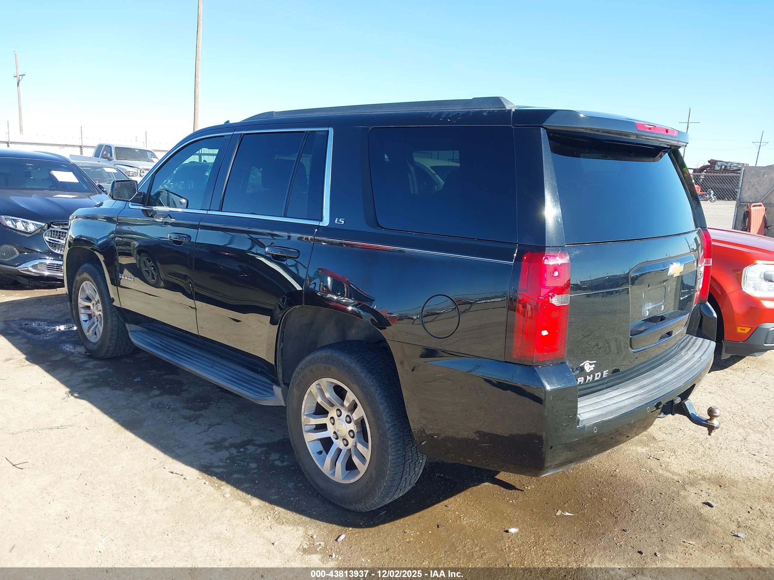 CHEVROLET TAHOE image 3