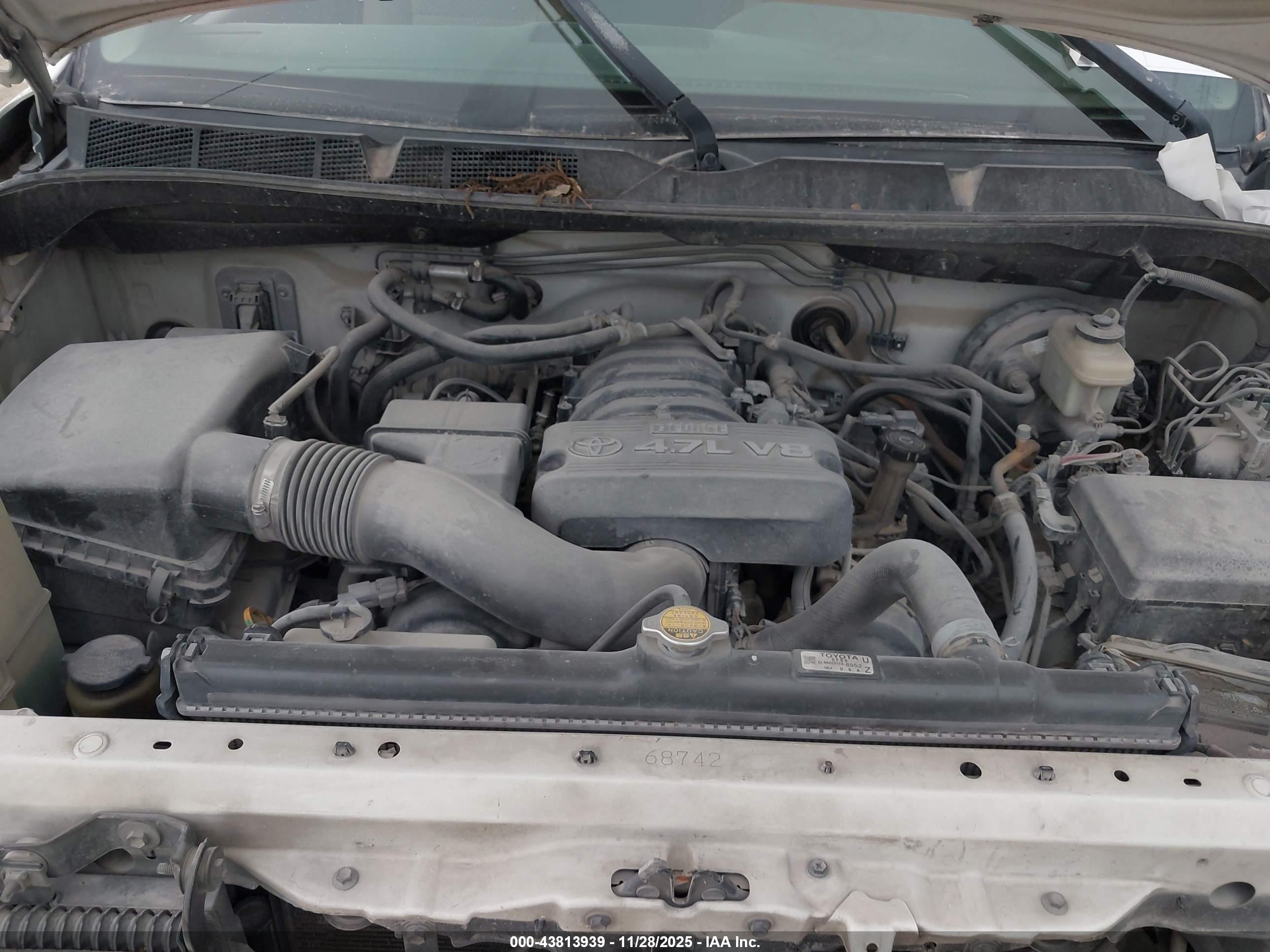 TOYOTA TUNDRA image 10