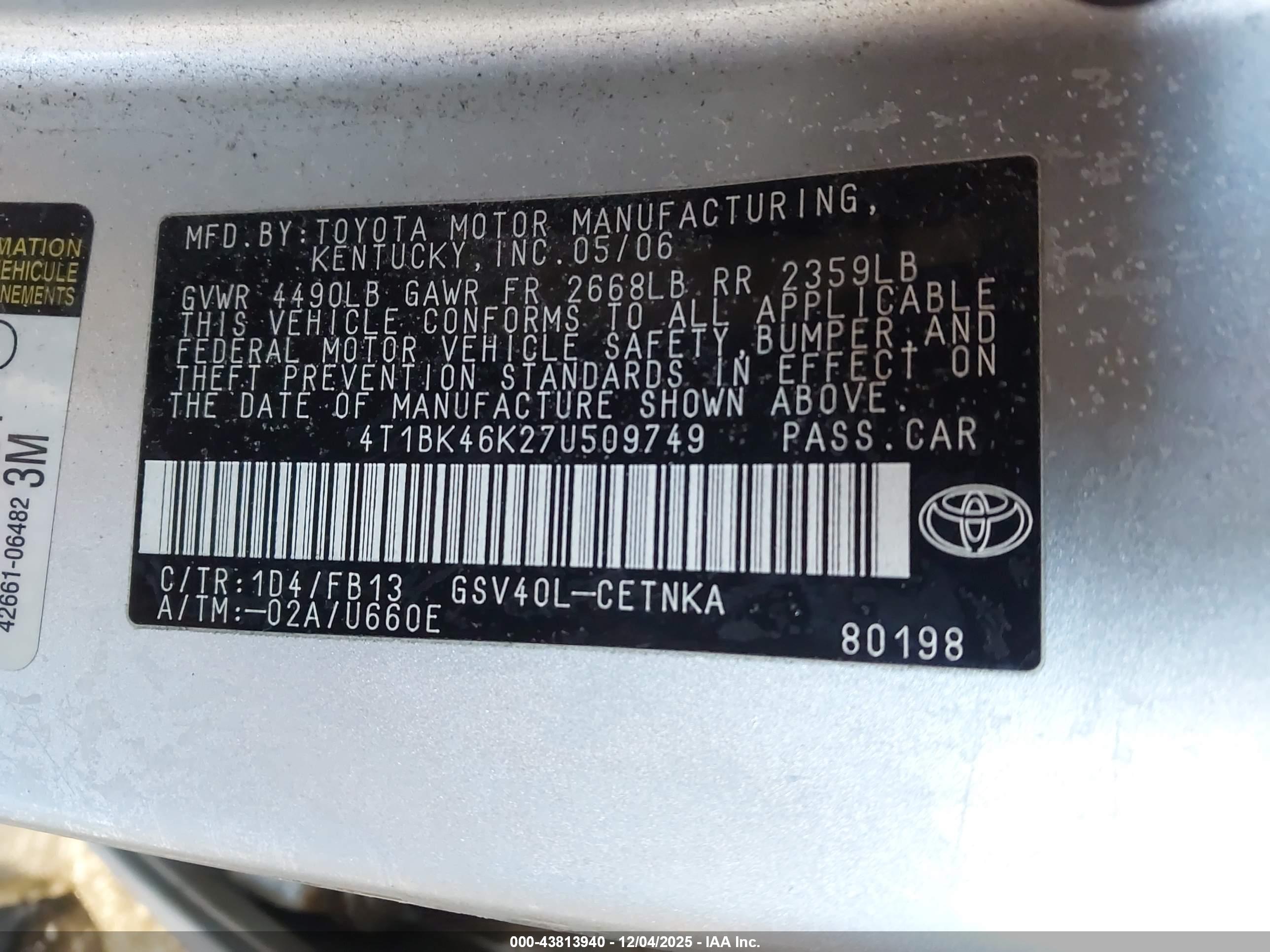 TOYOTA CAMRY image 9