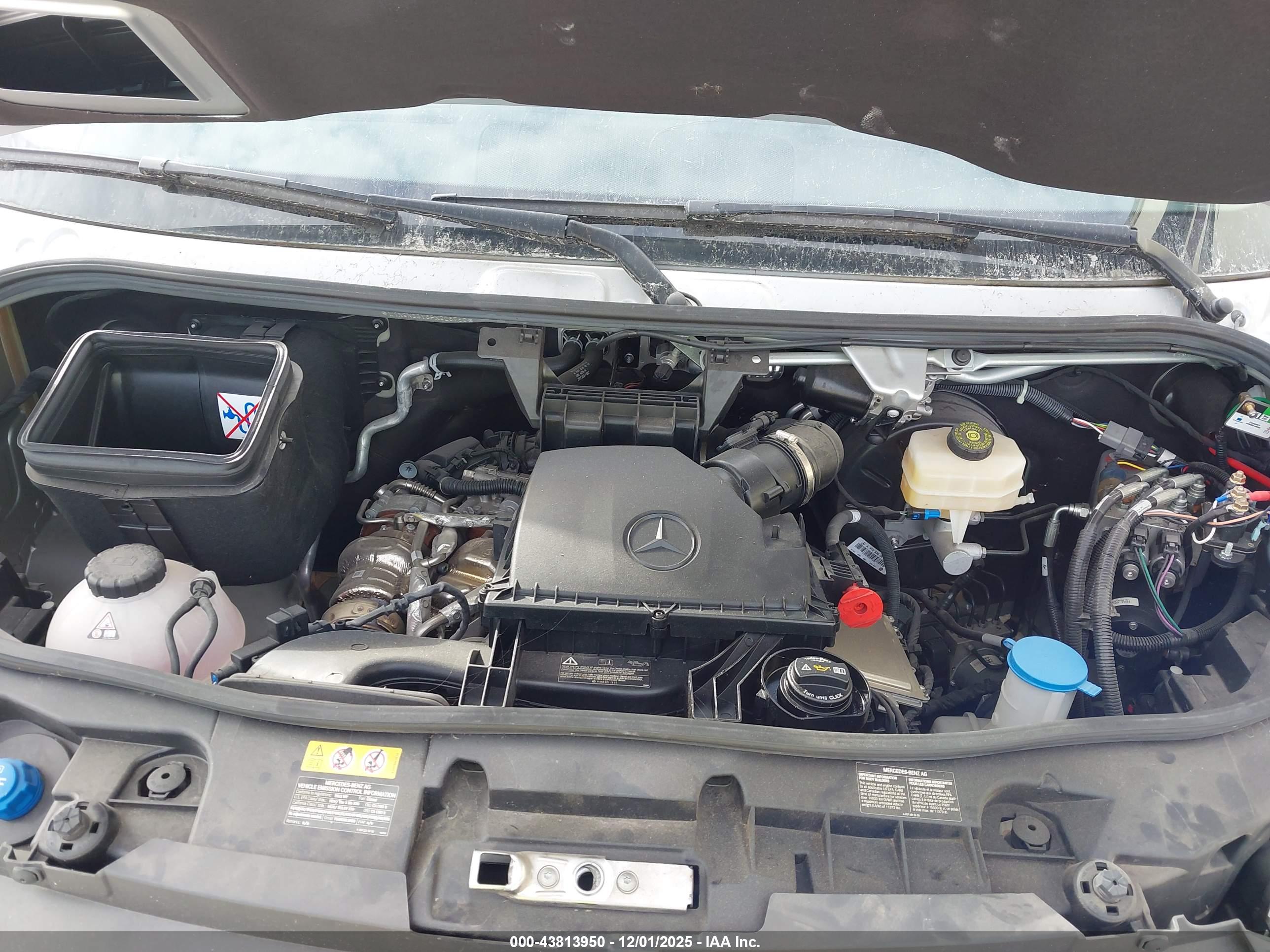 MERCEDES-BENZ SPRINTER image 10