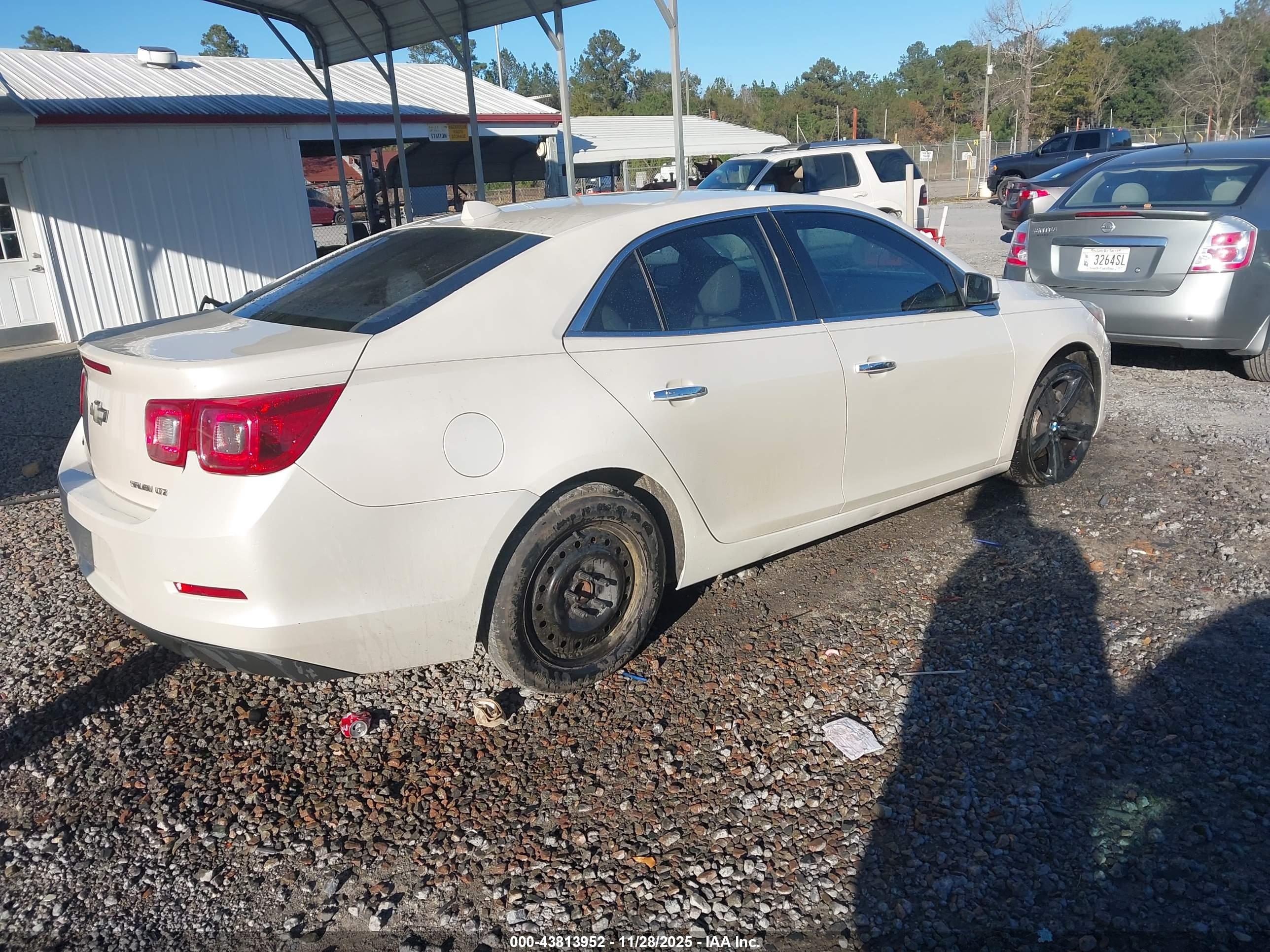 CHEVROLET MALIBU image 4