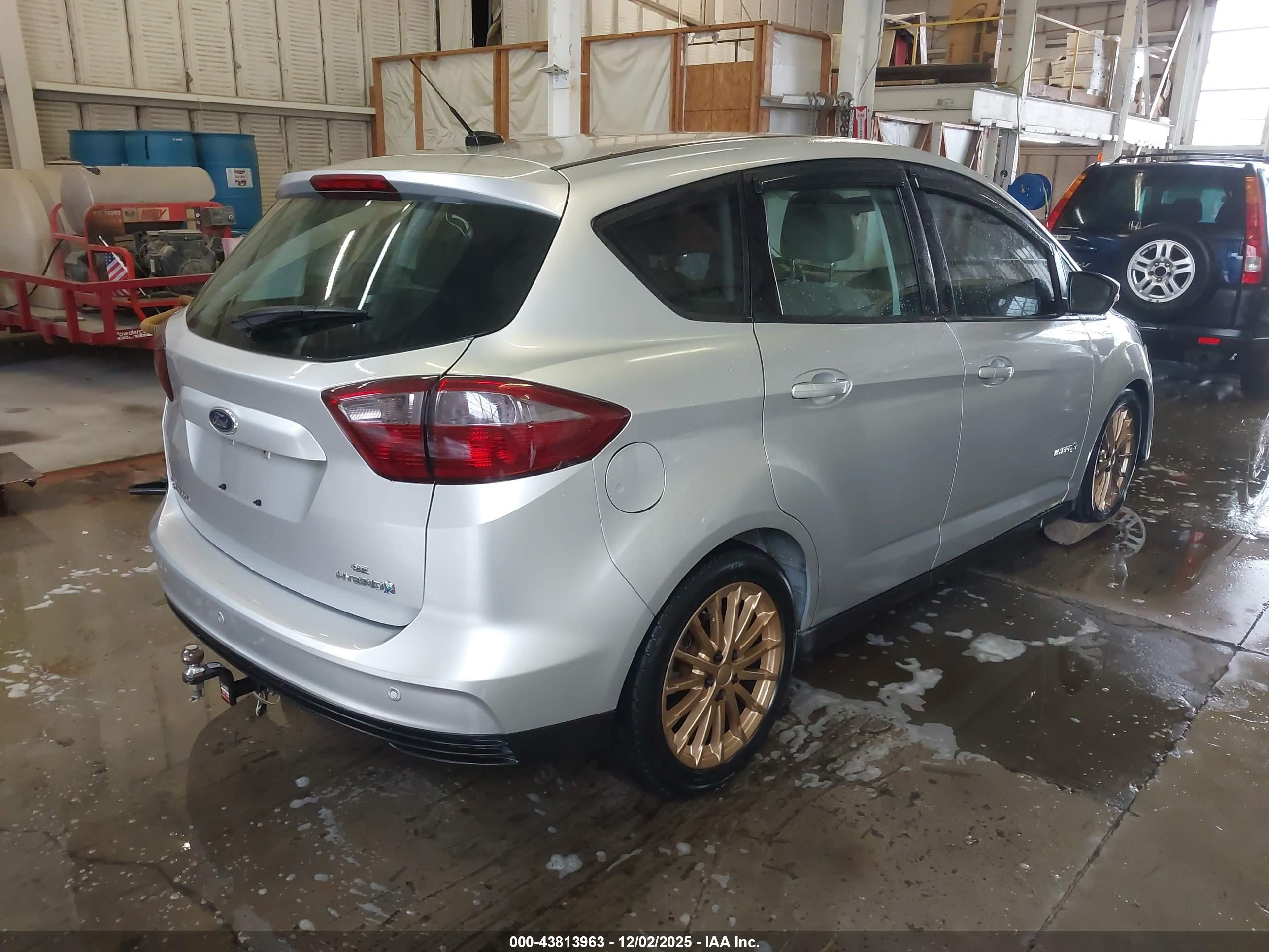 FORD C-MAX image 4