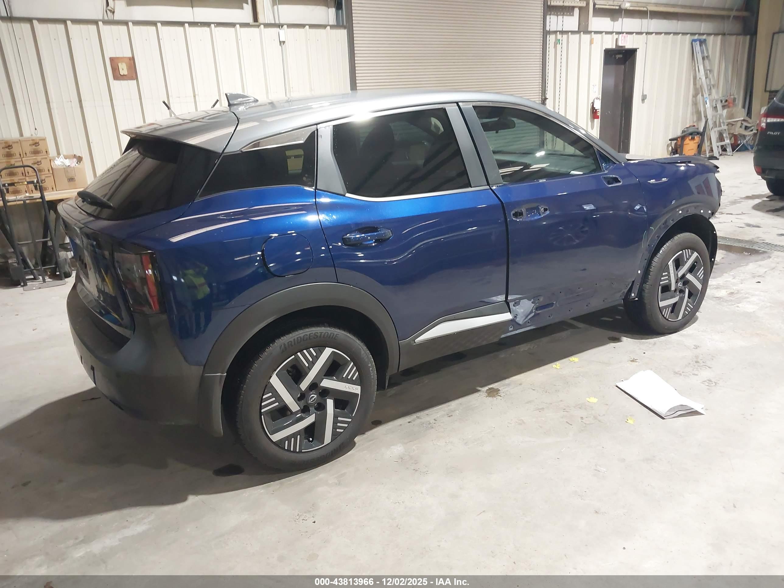 NISSAN KICKS image 4