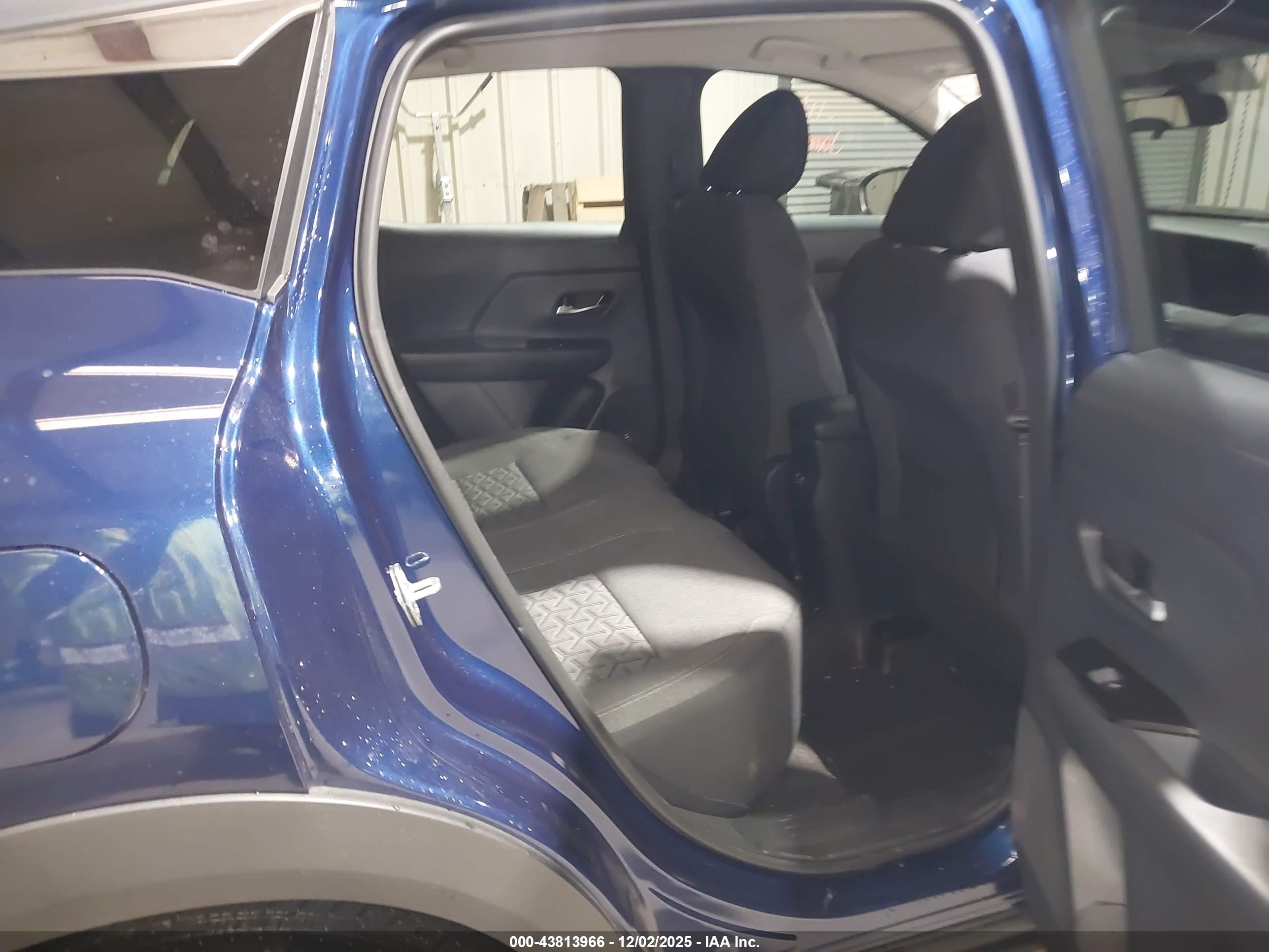 NISSAN KICKS image 8