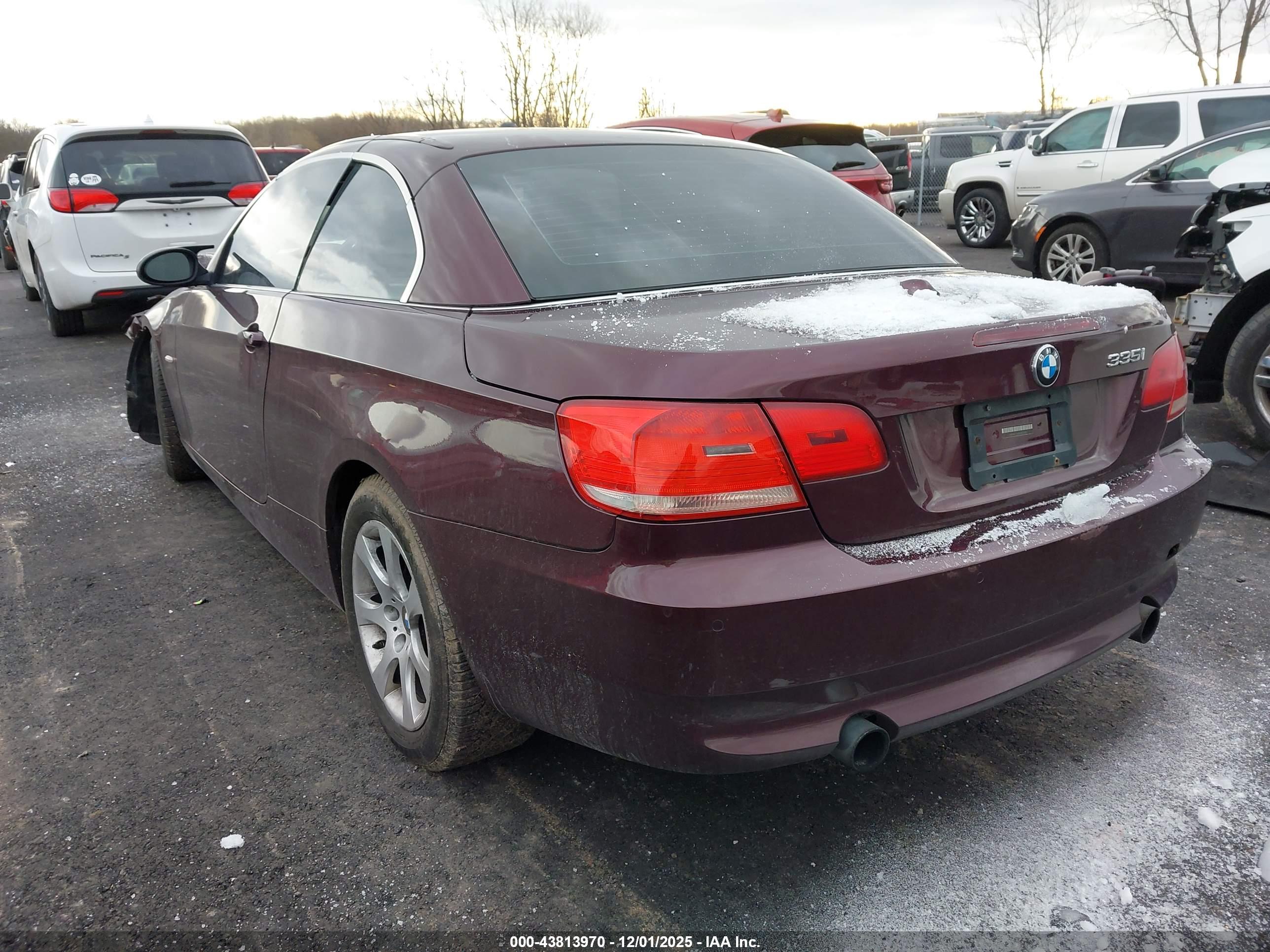 BMW 335I image 3