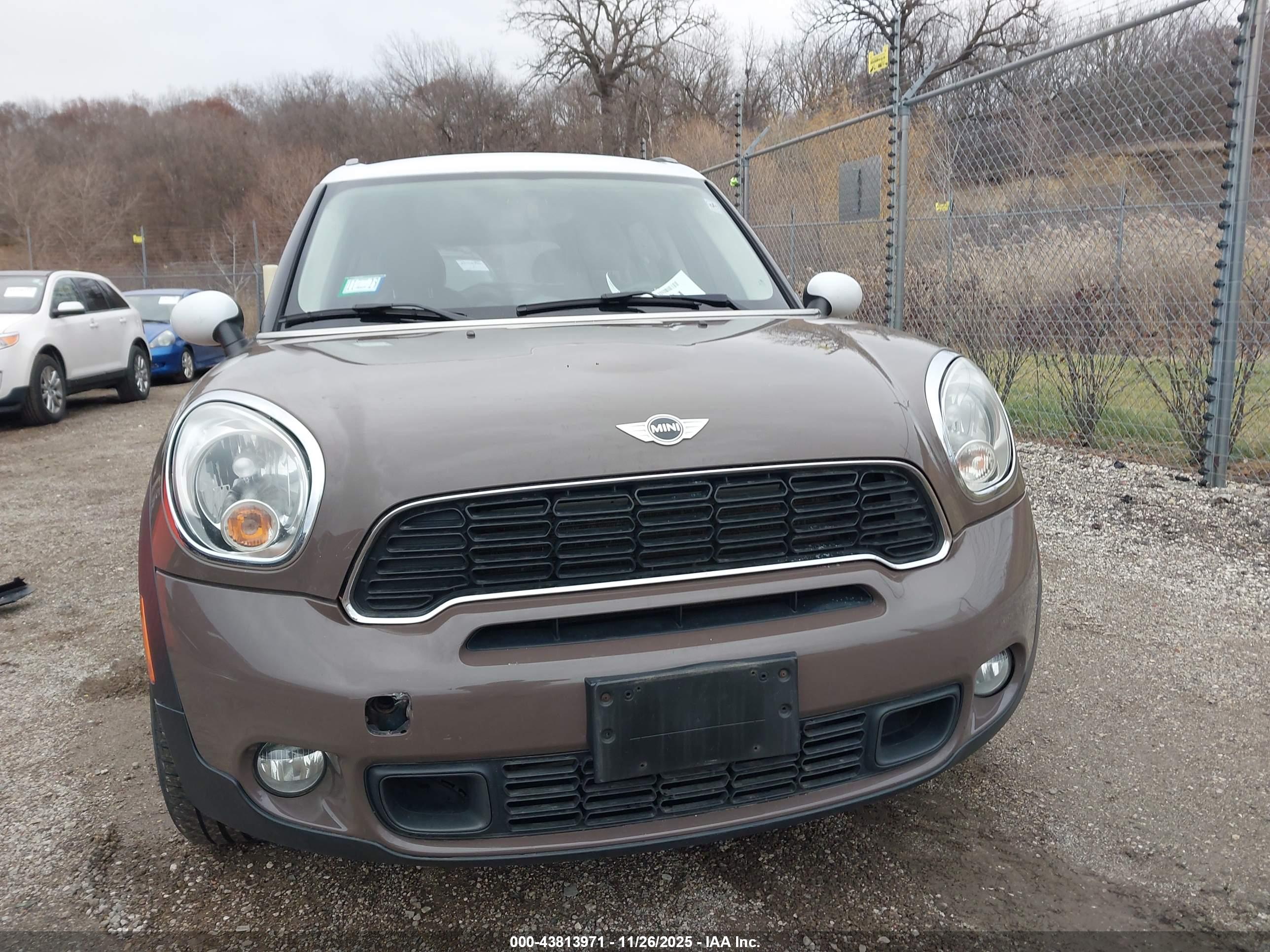 MINI COOPER image 6