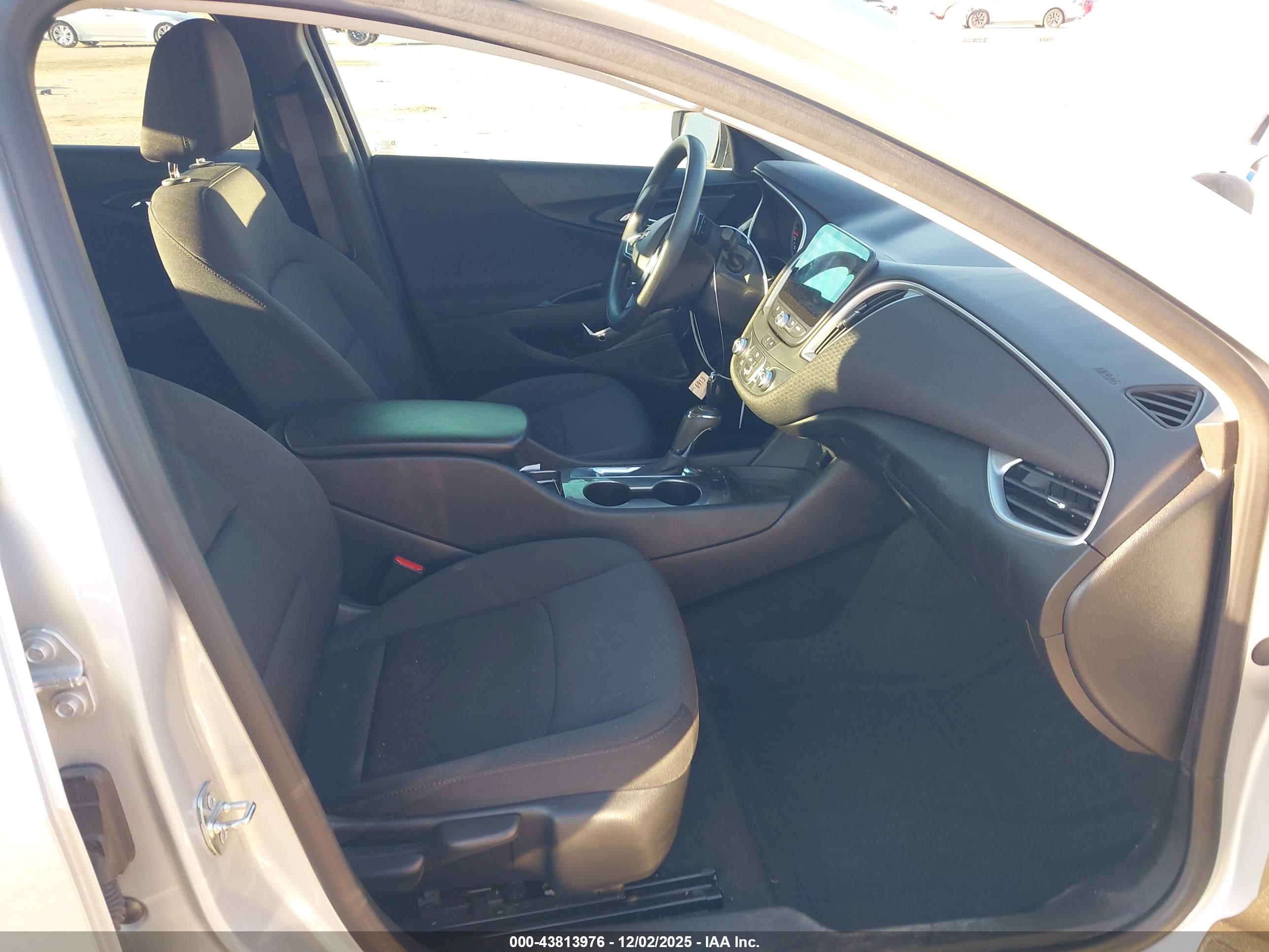 CHEVROLET MALIBU image 5