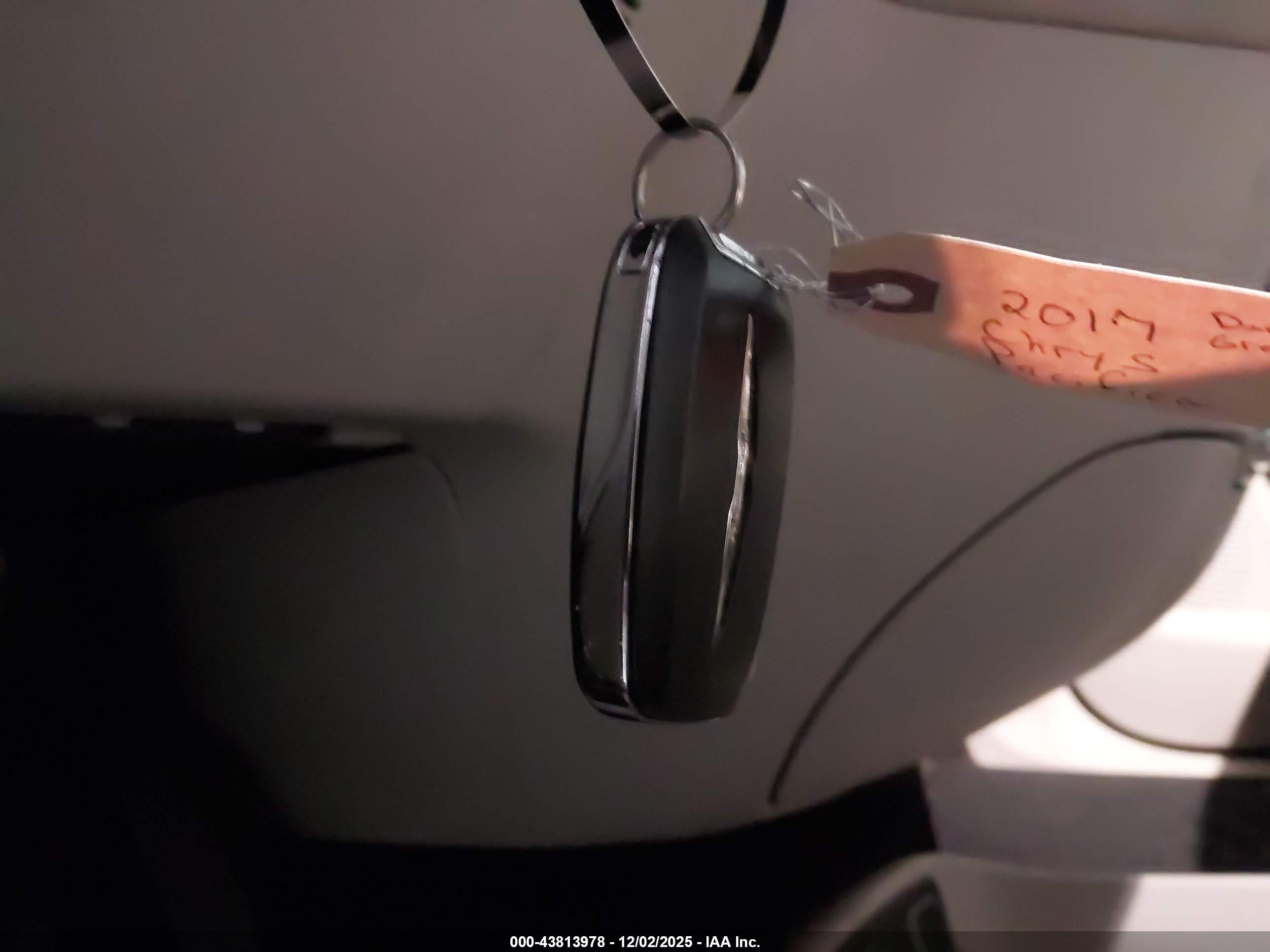 CHRYSLER PACIFICA image 11
