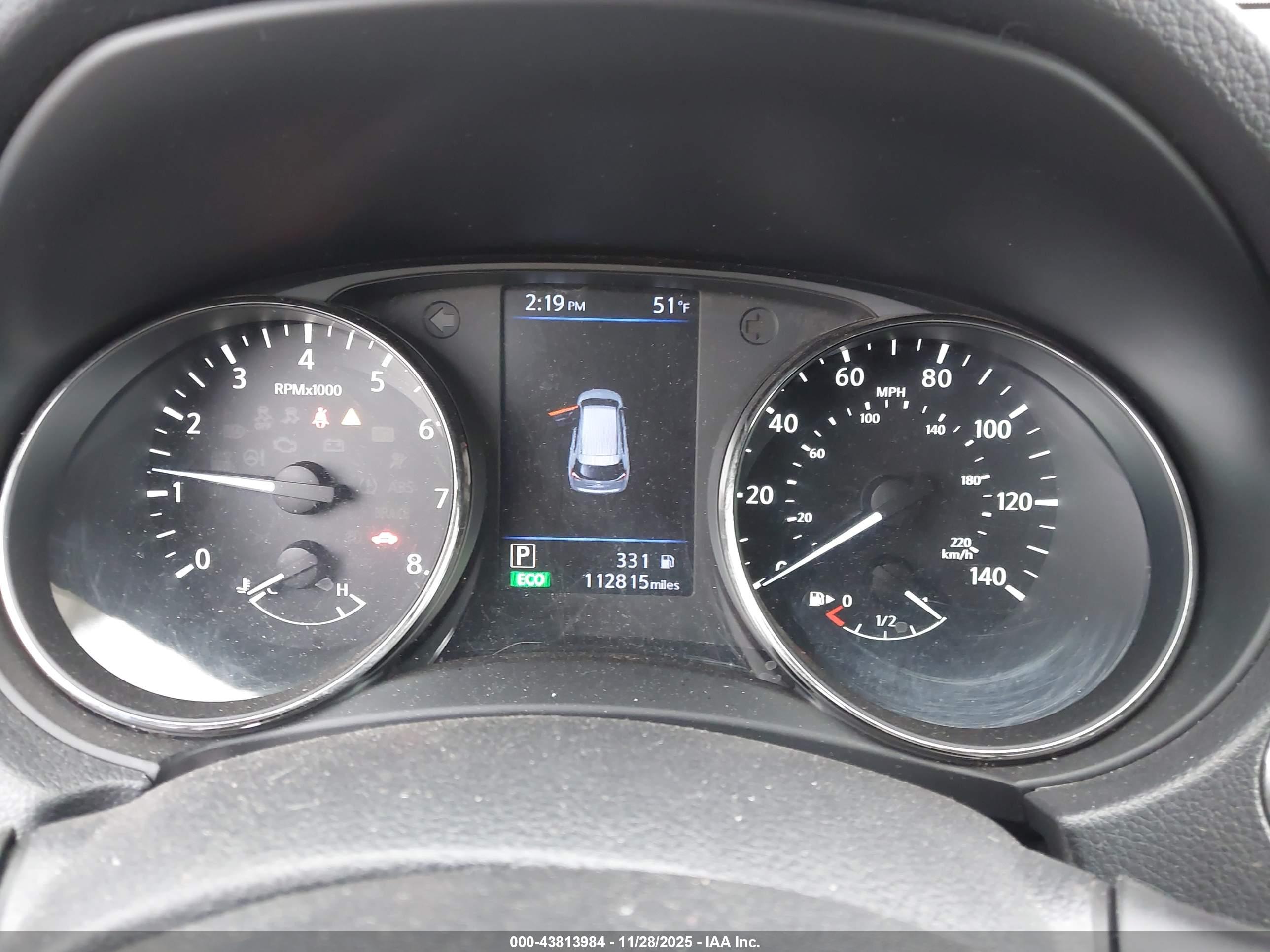 NISSAN ROGUE image 7