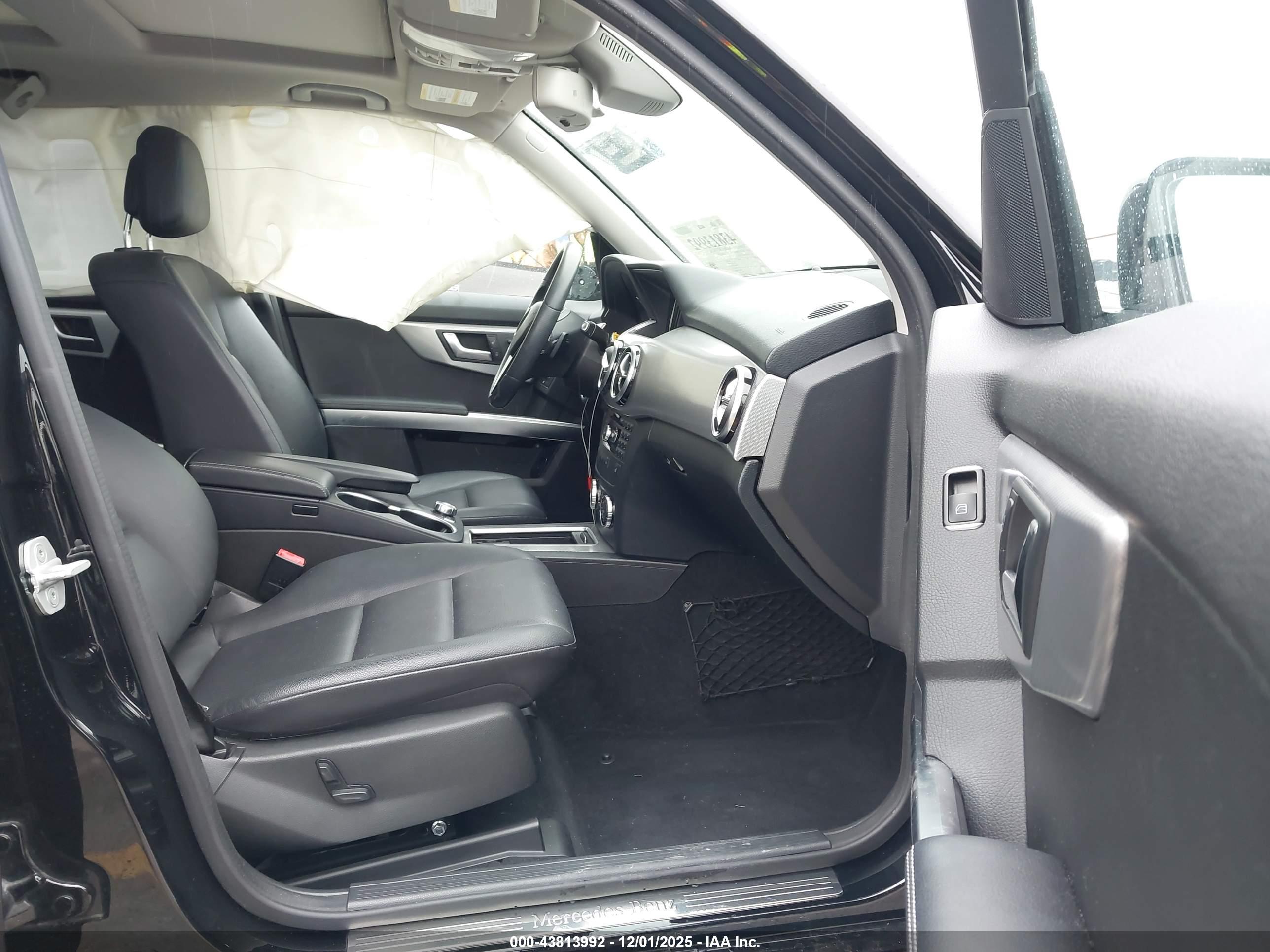 MERCEDES-BENZ GLK image 5