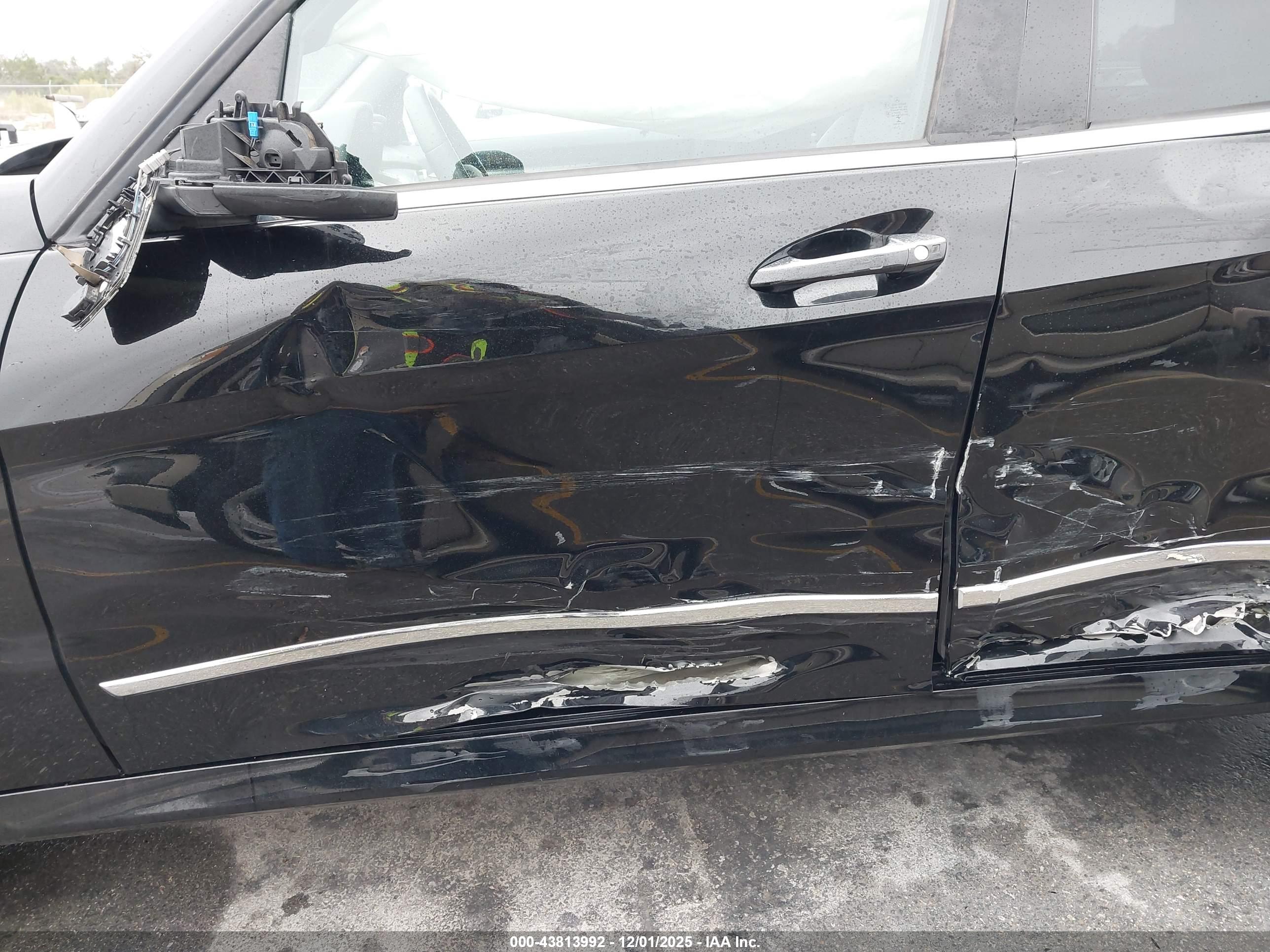 MERCEDES-BENZ GLK image 6