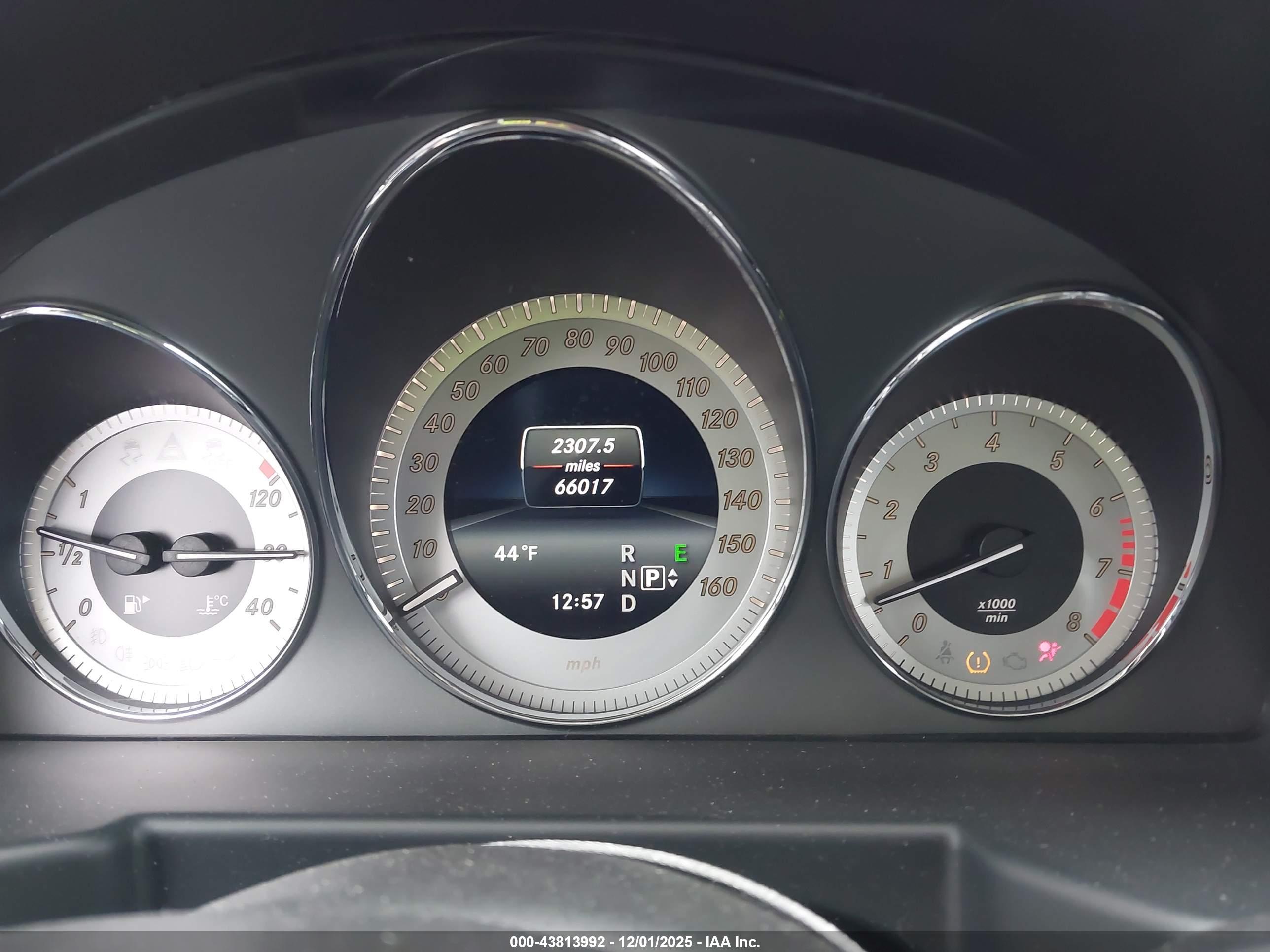 MERCEDES-BENZ GLK image 7