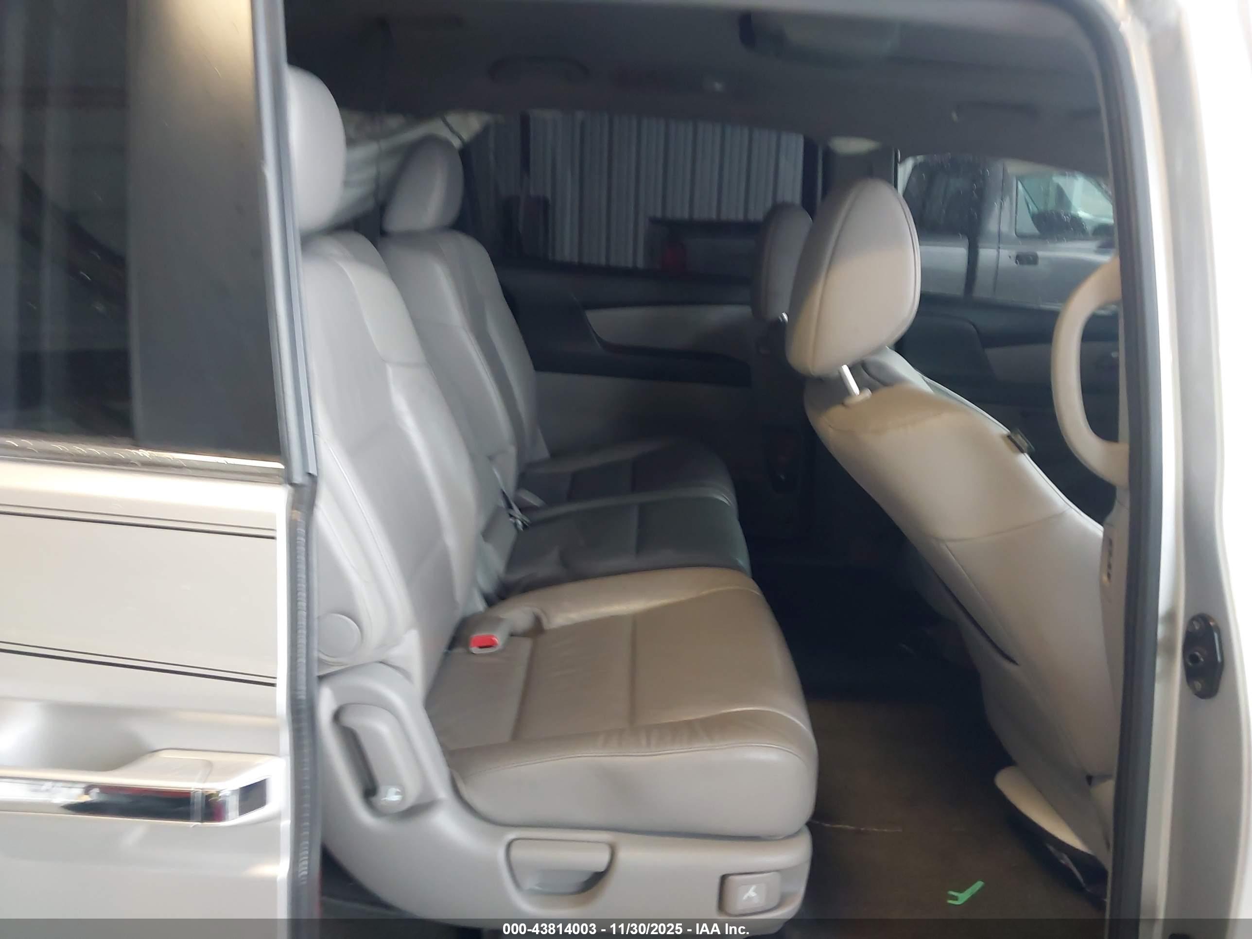 HONDA ODYSSEY image 8