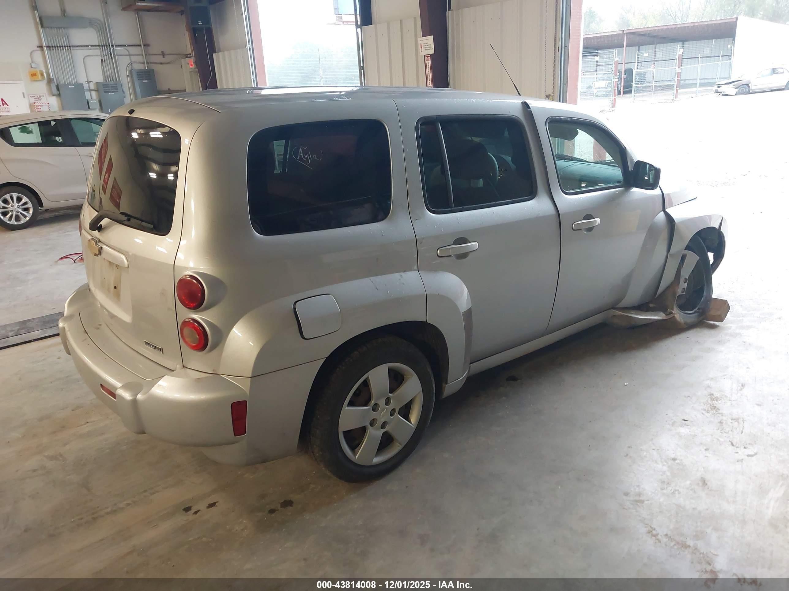 CHEVROLET HHR image 4