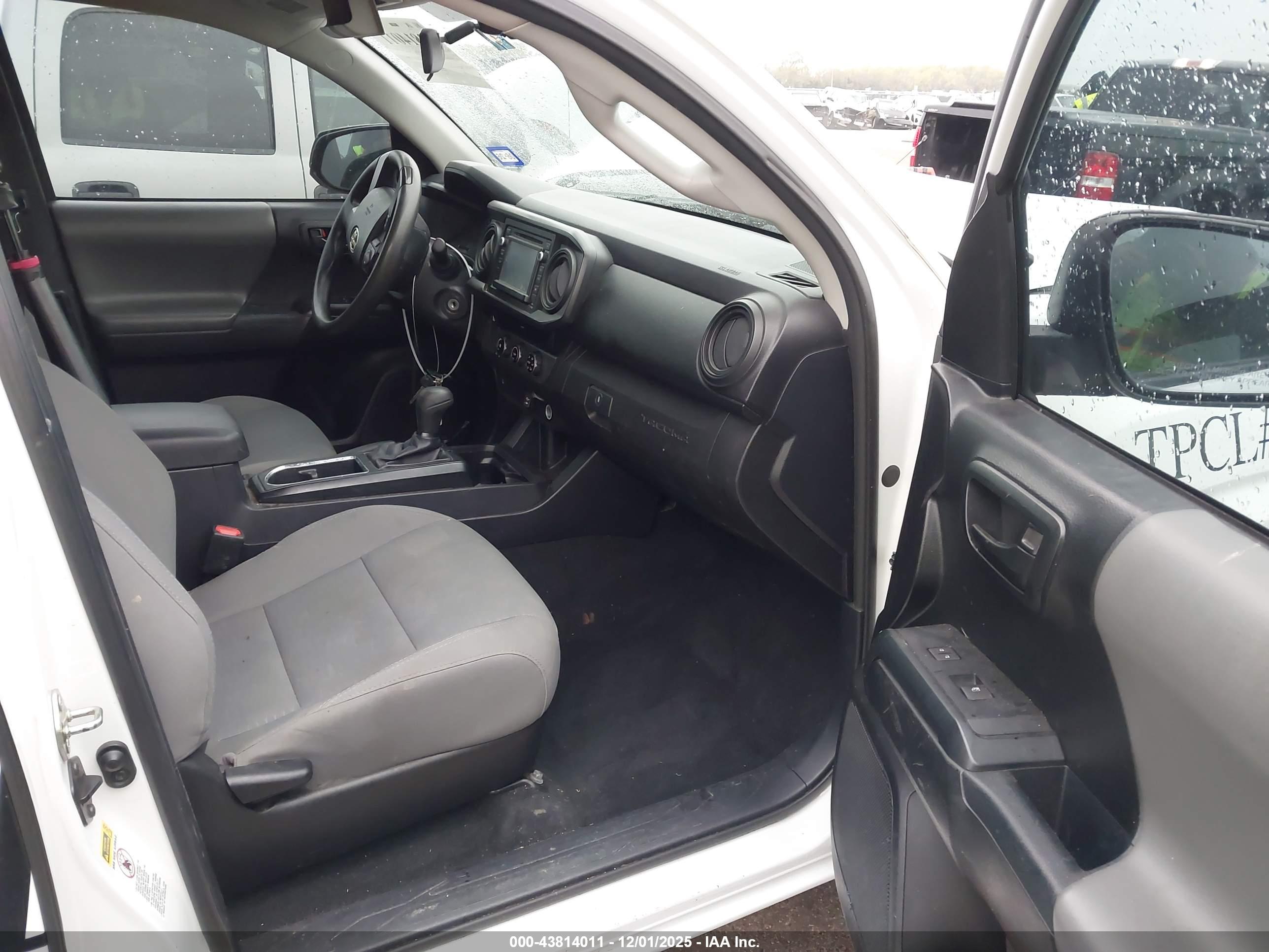 TOYOTA TACOMA image 5