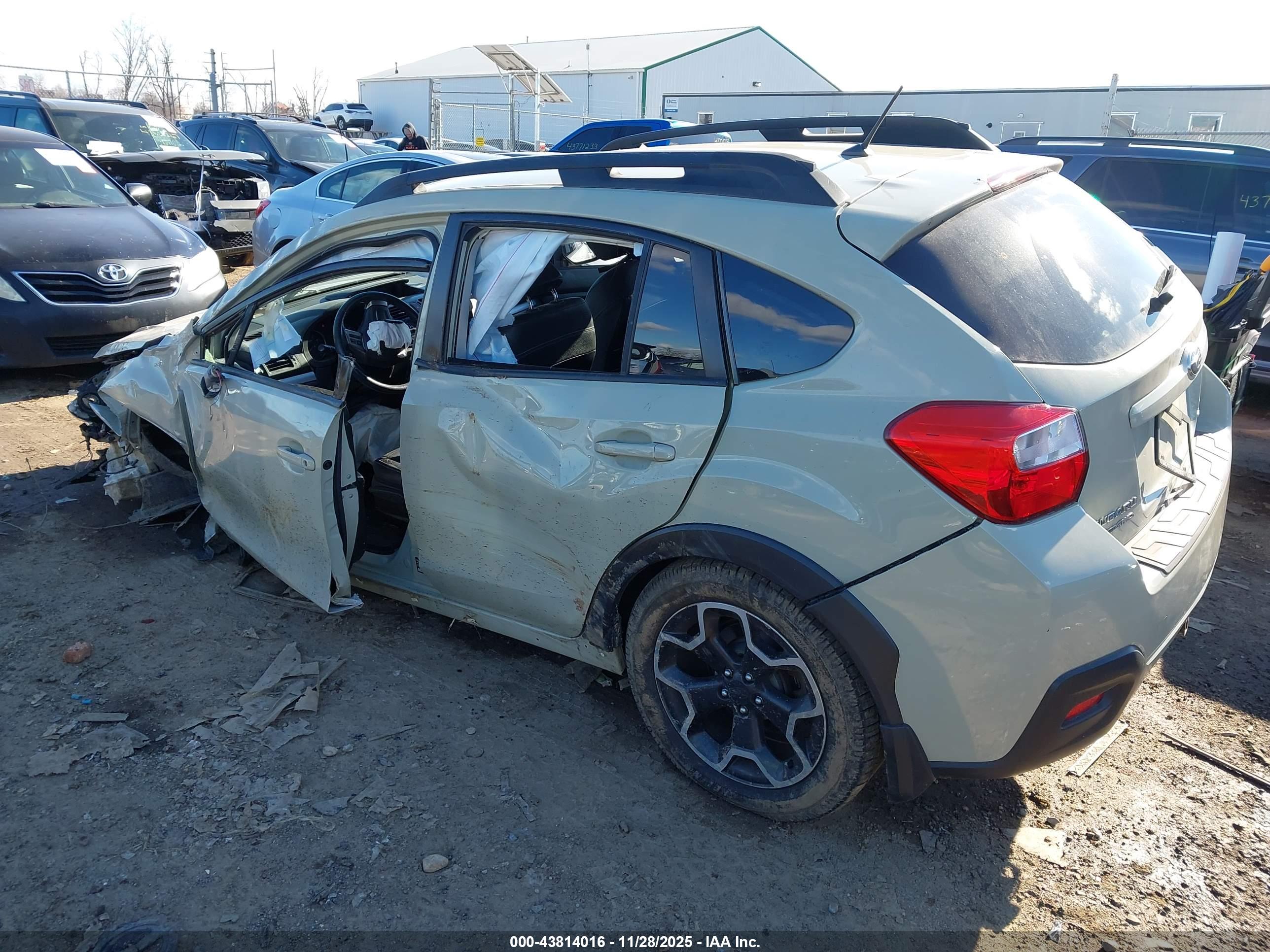 SUBARU XV image 3