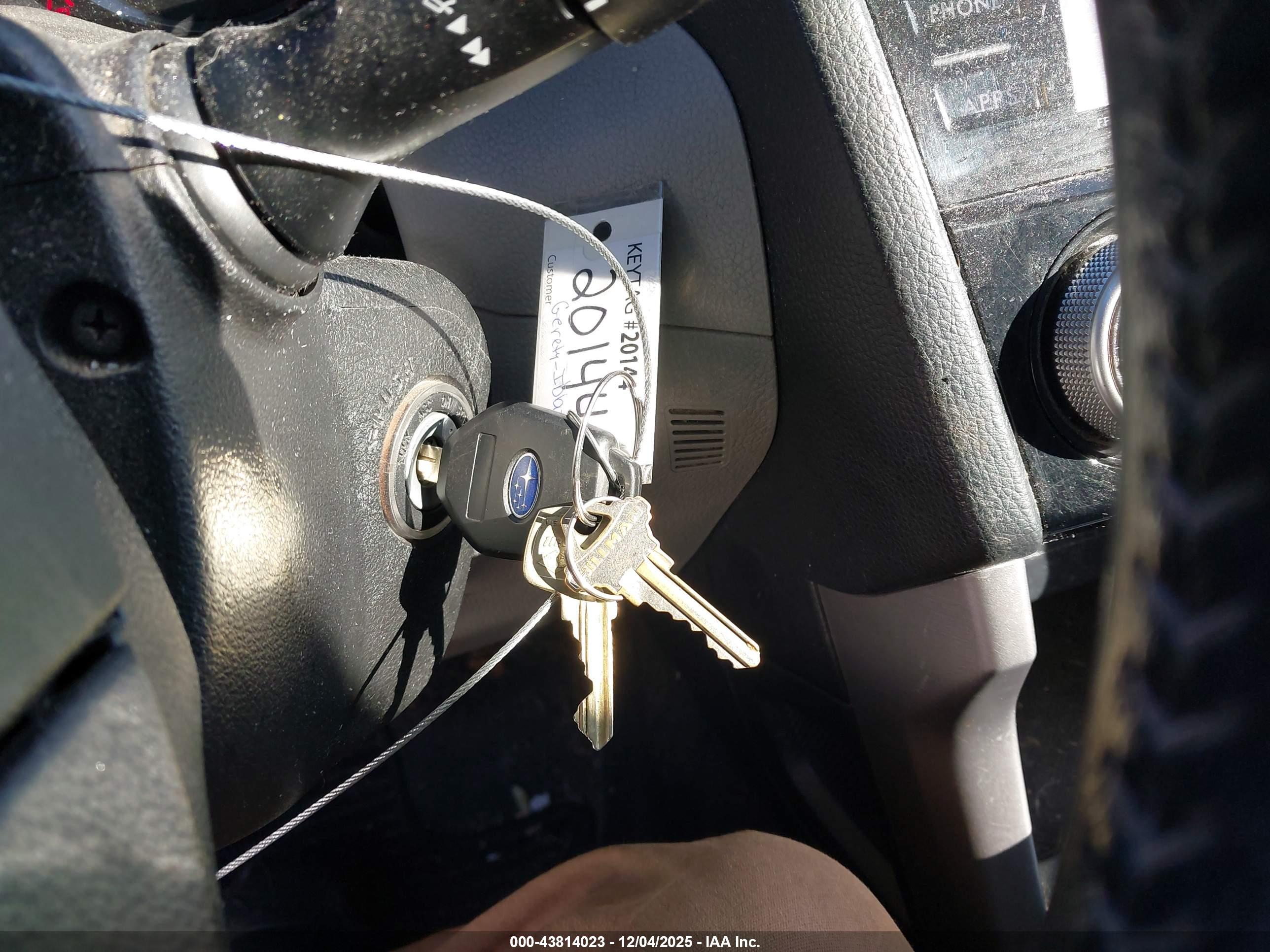 SUBARU FORESTER image 11