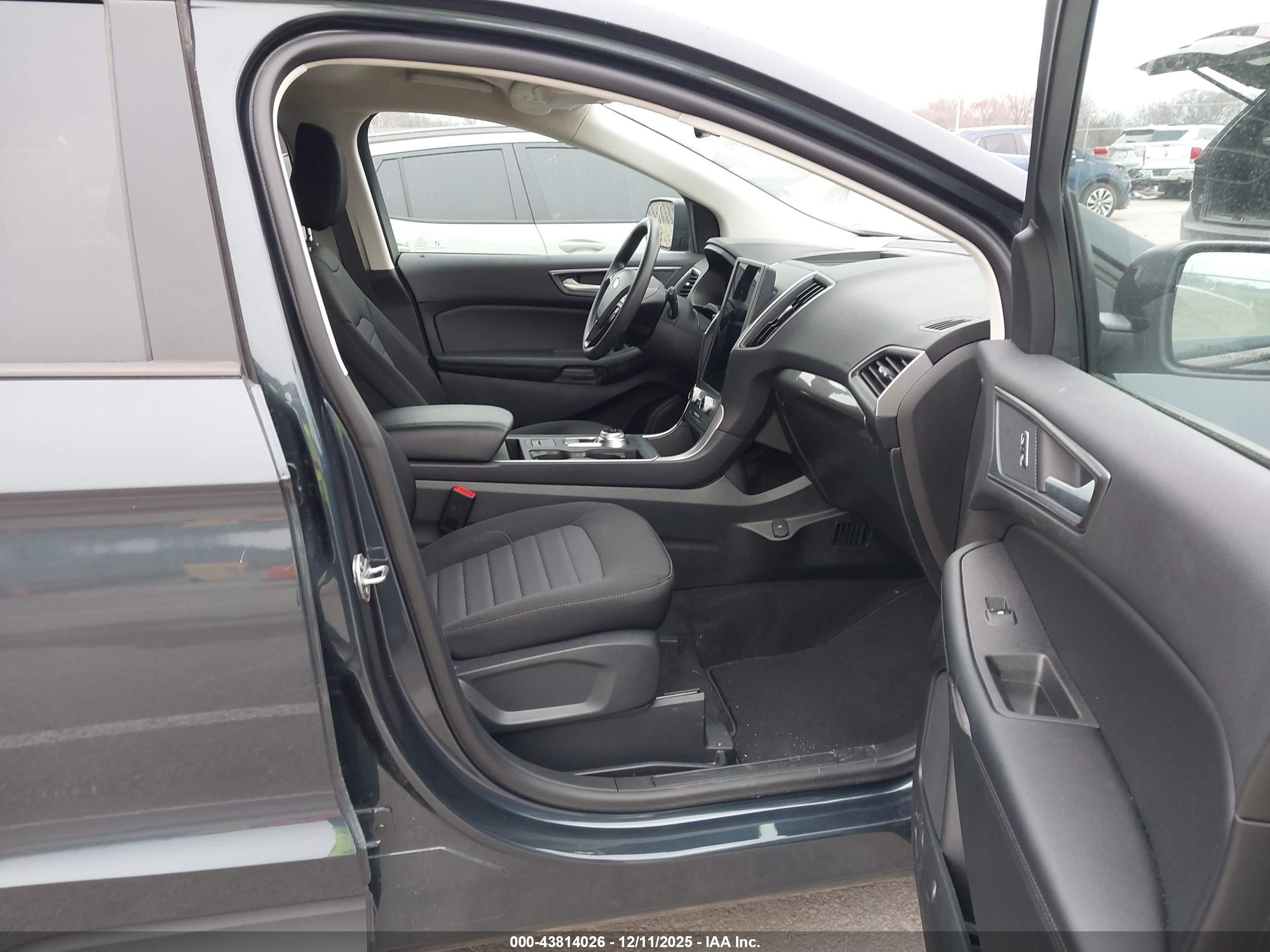 FORD EDGE image 5