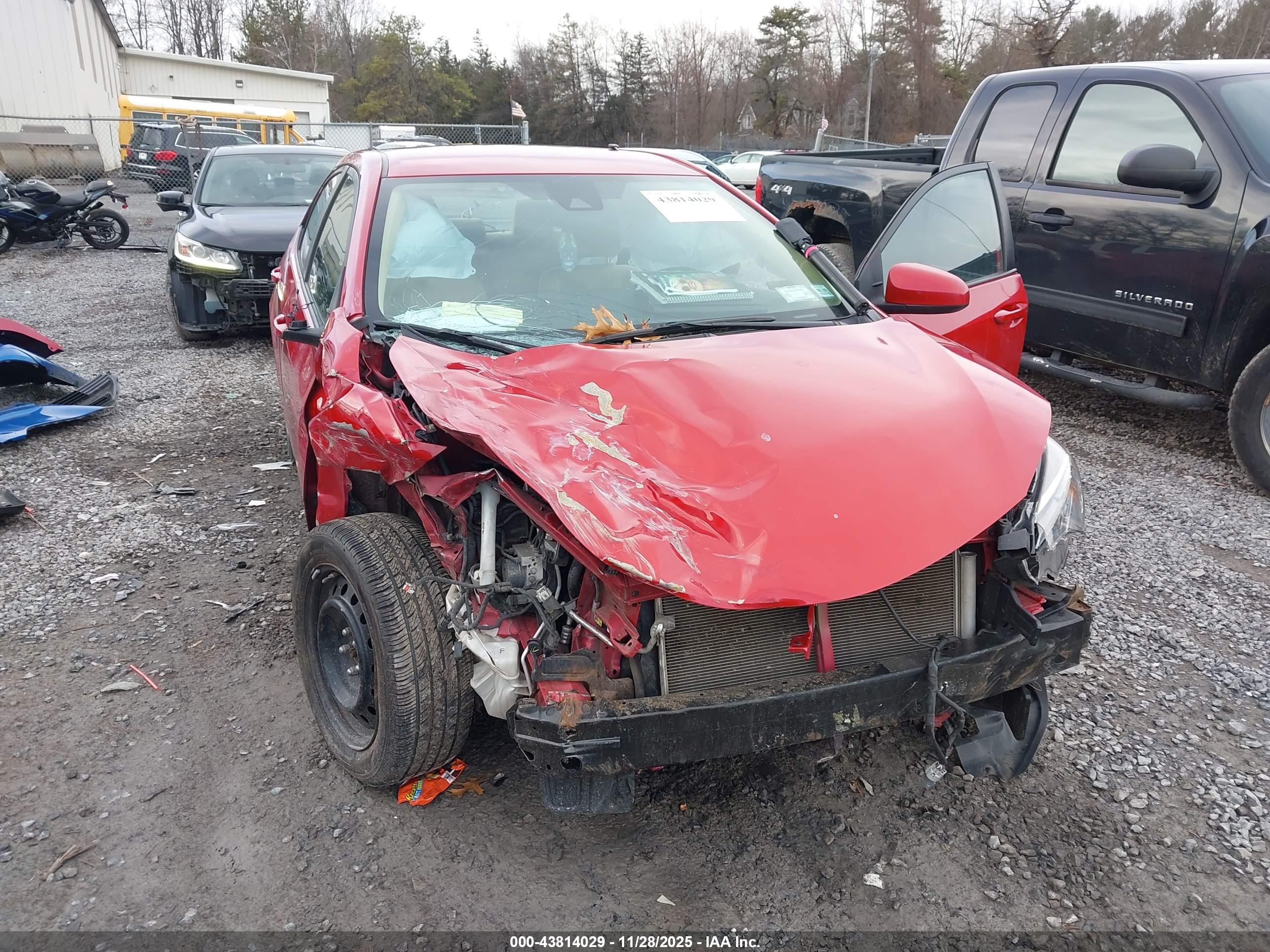 TOYOTA COROLLA image 6