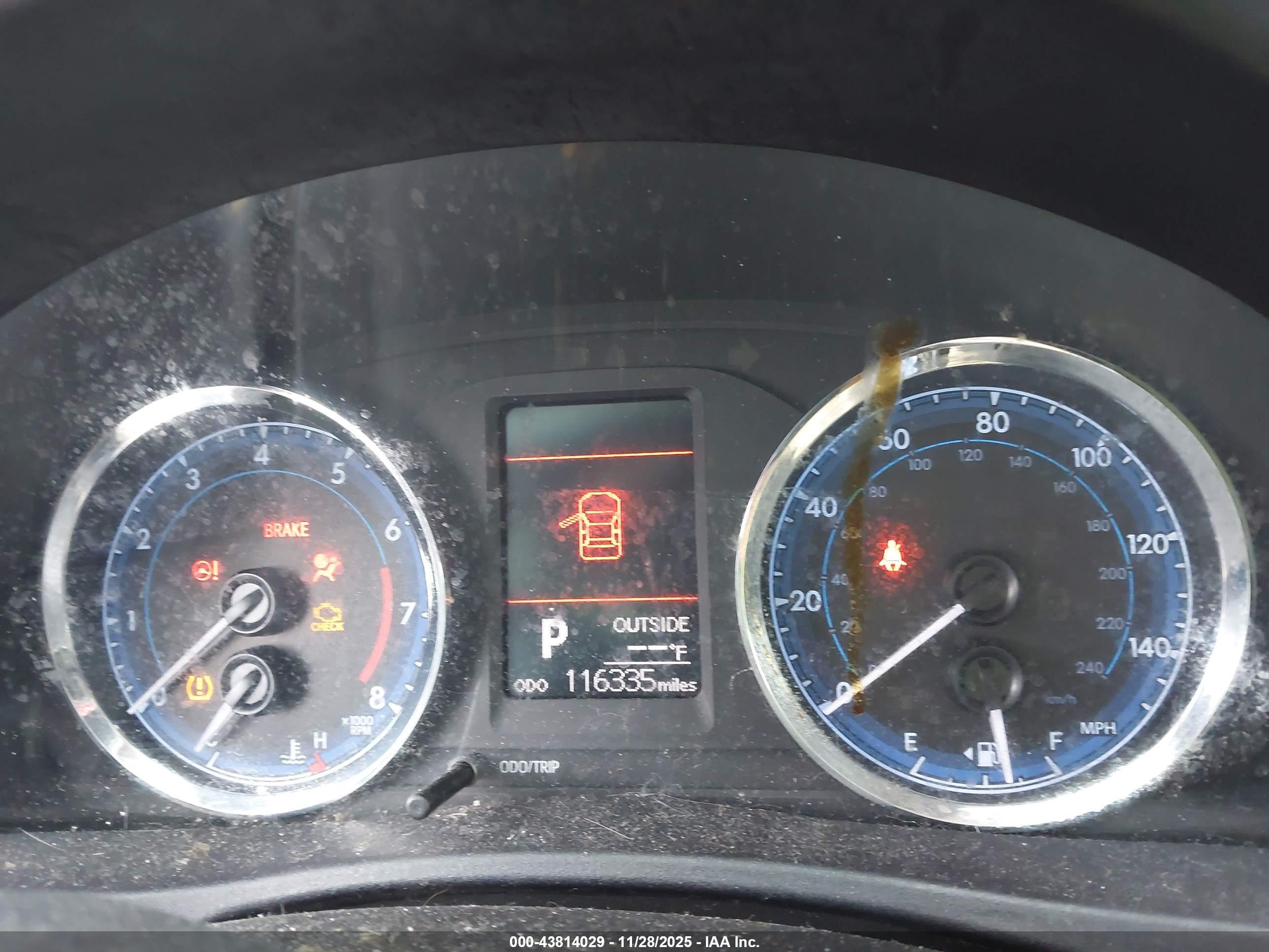 TOYOTA COROLLA image 7