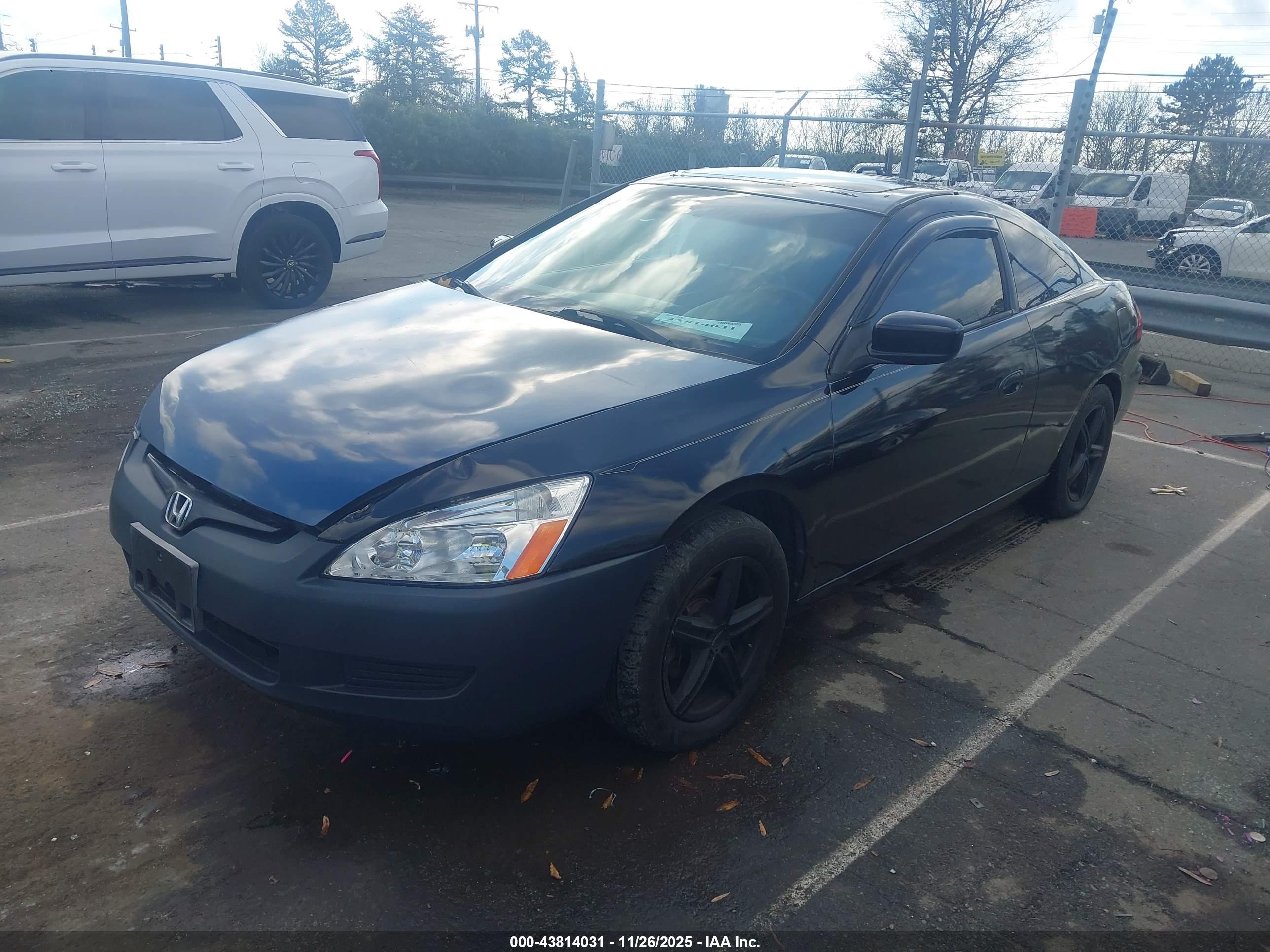 HONDA ACCORD image 2
