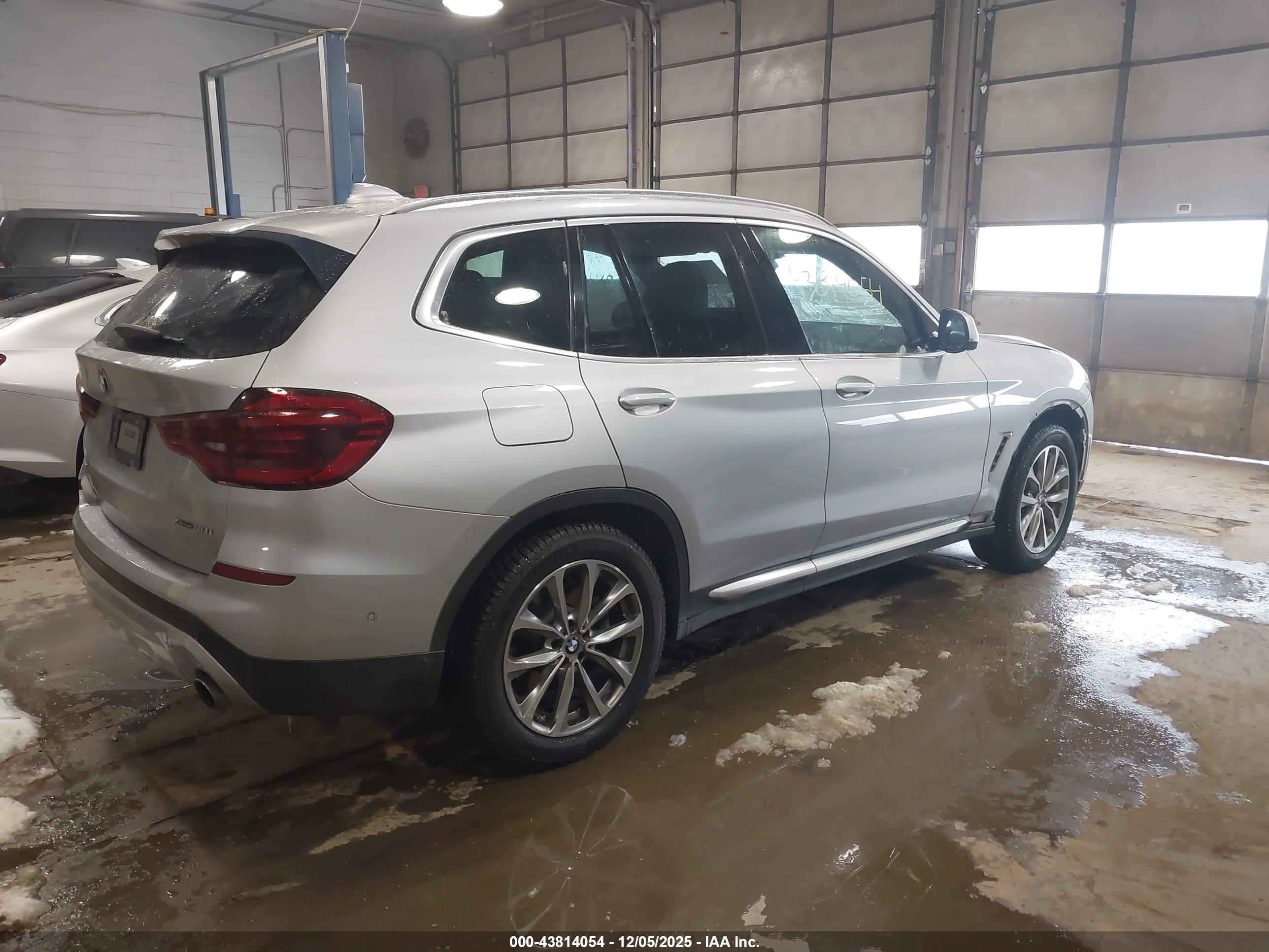 BMW X3 image 4