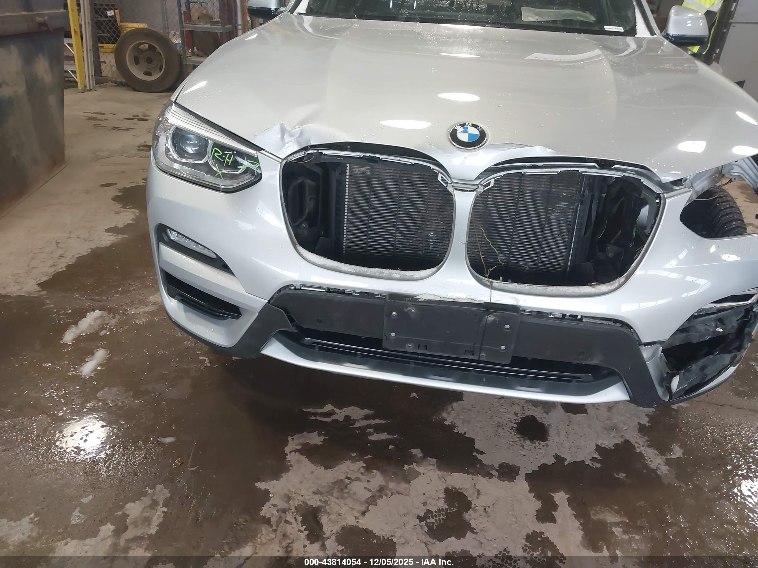 BMW X3 image 6