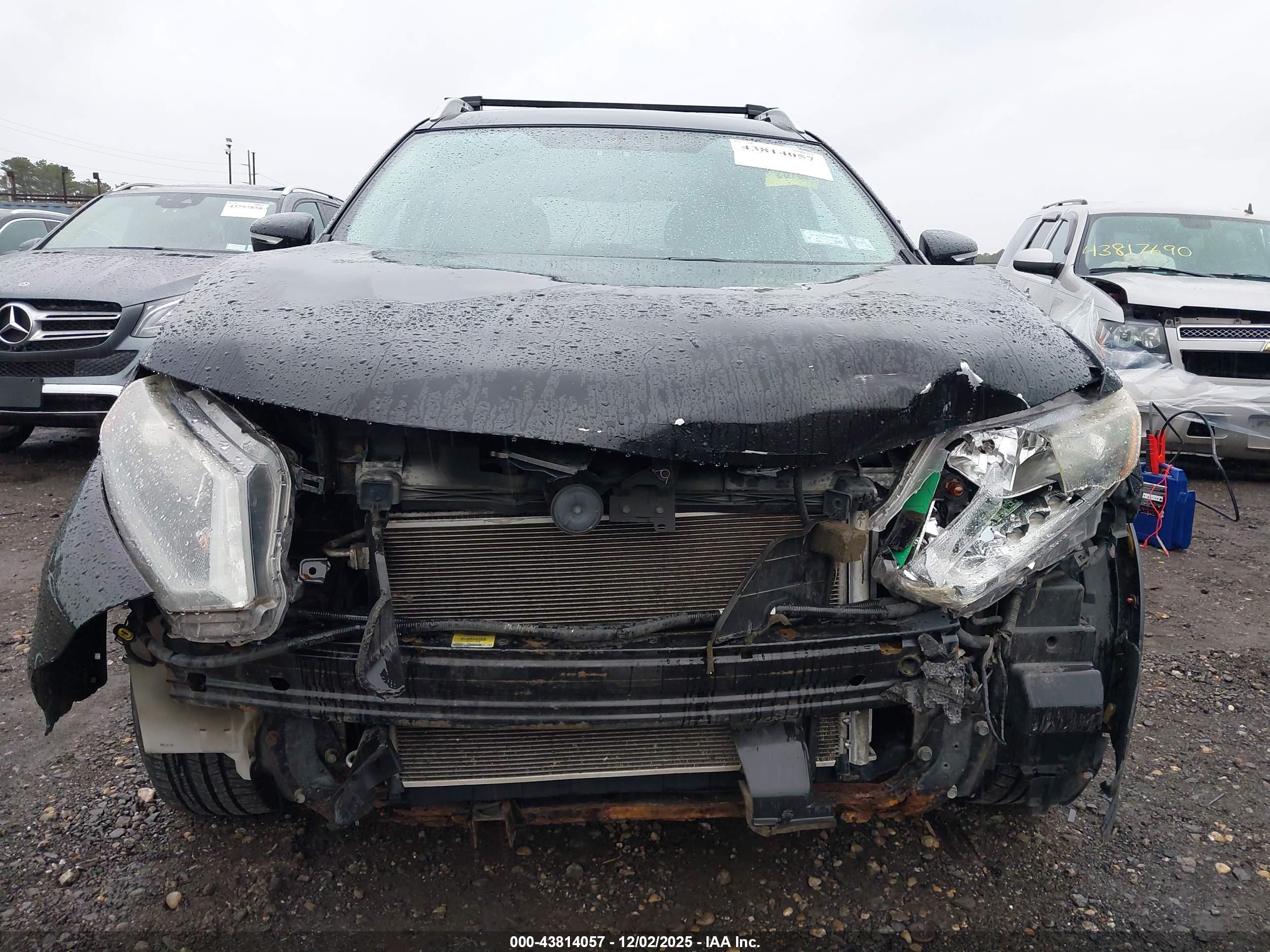 NISSAN ROGUE image 6