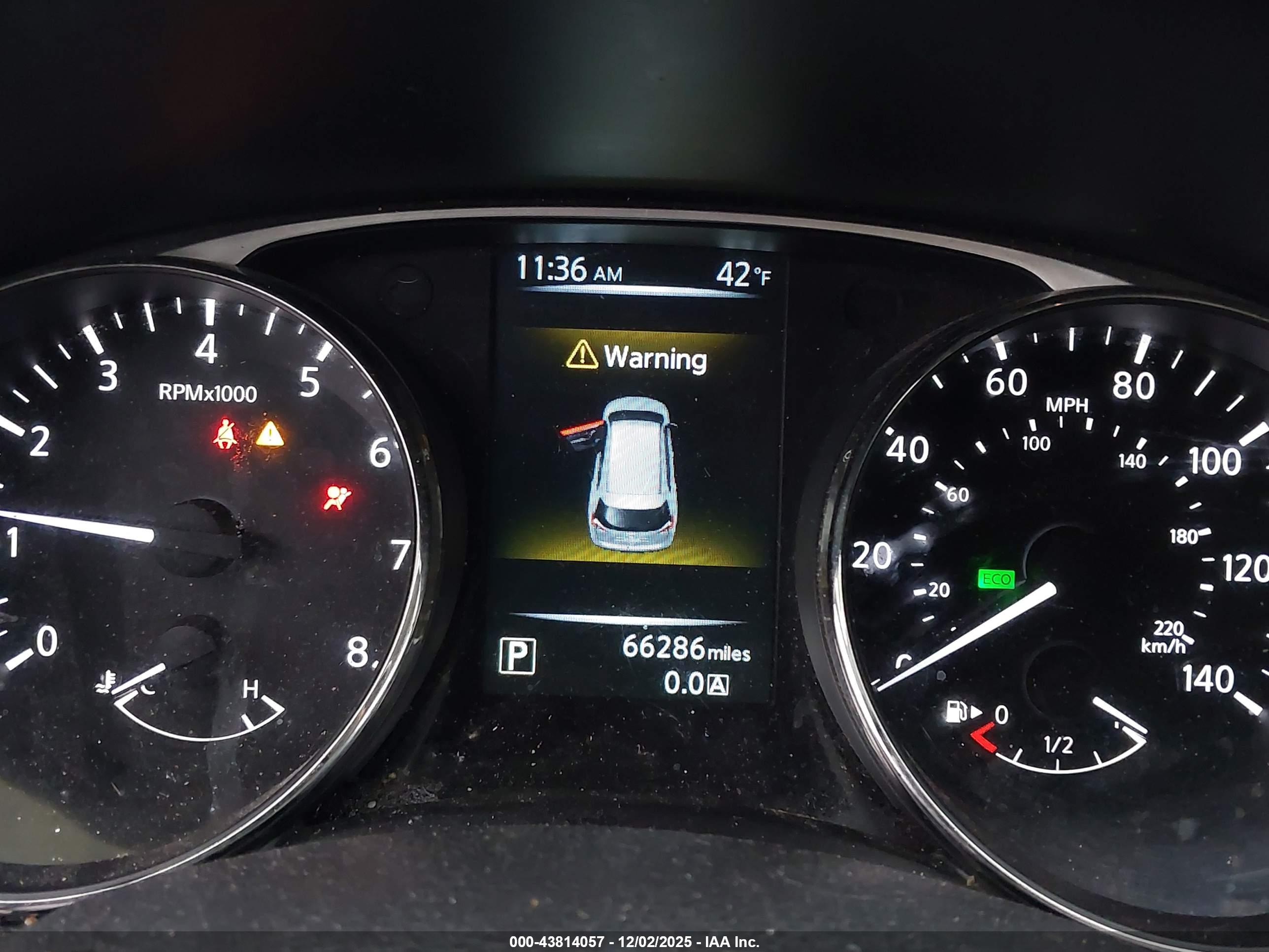 NISSAN ROGUE image 7