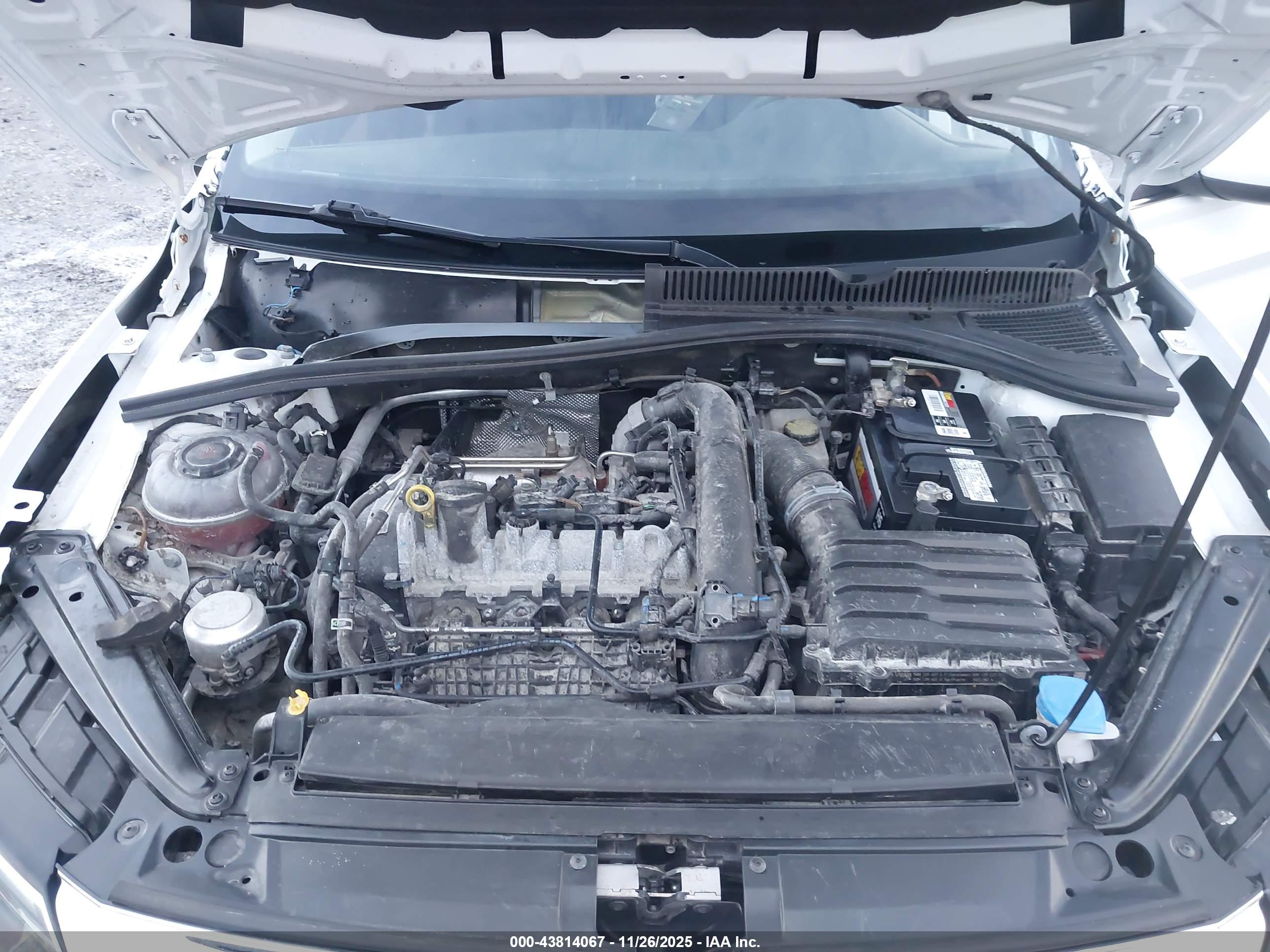 VOLKSWAGEN JETTA image 10