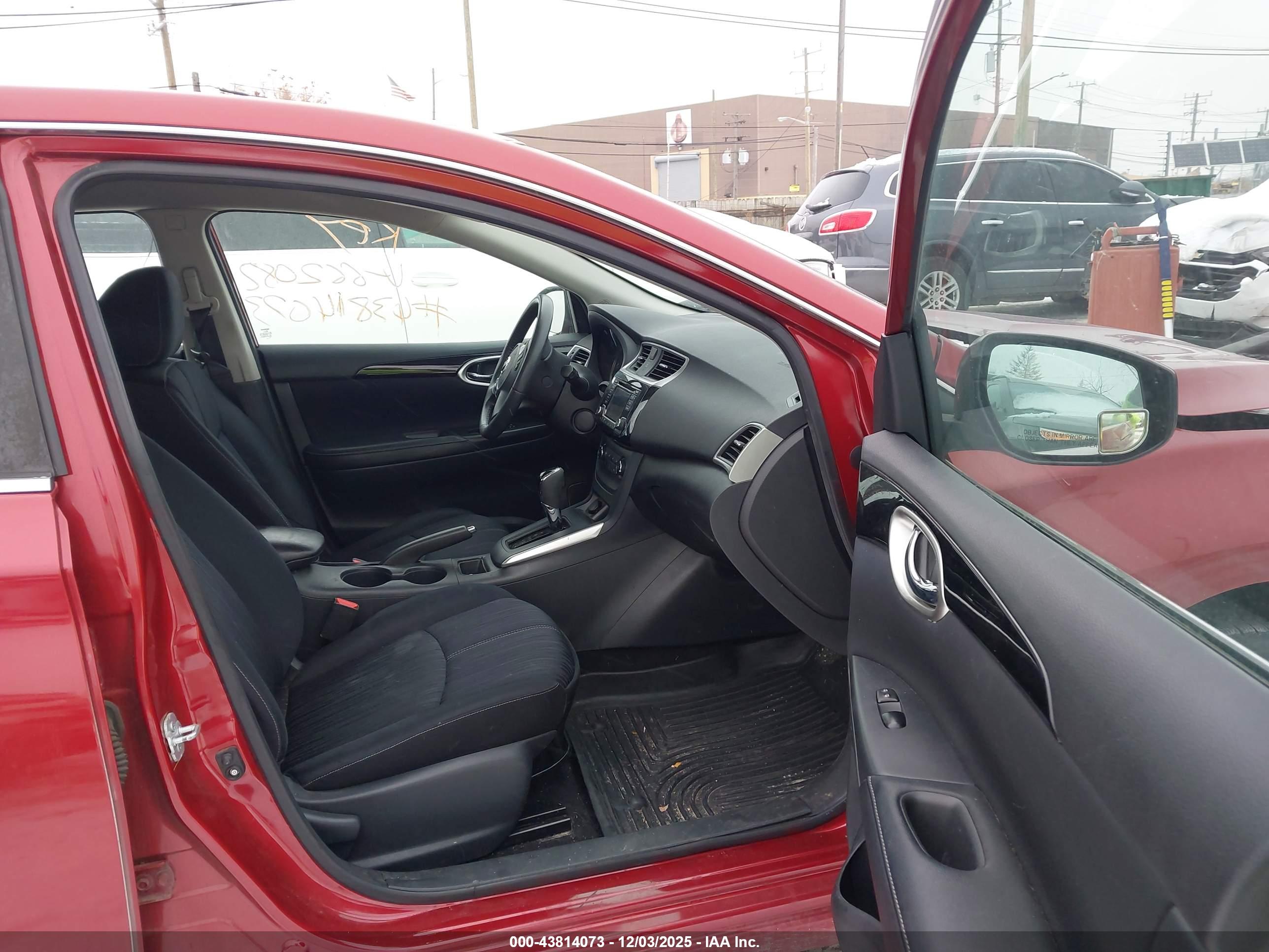 NISSAN SENTRA image 5