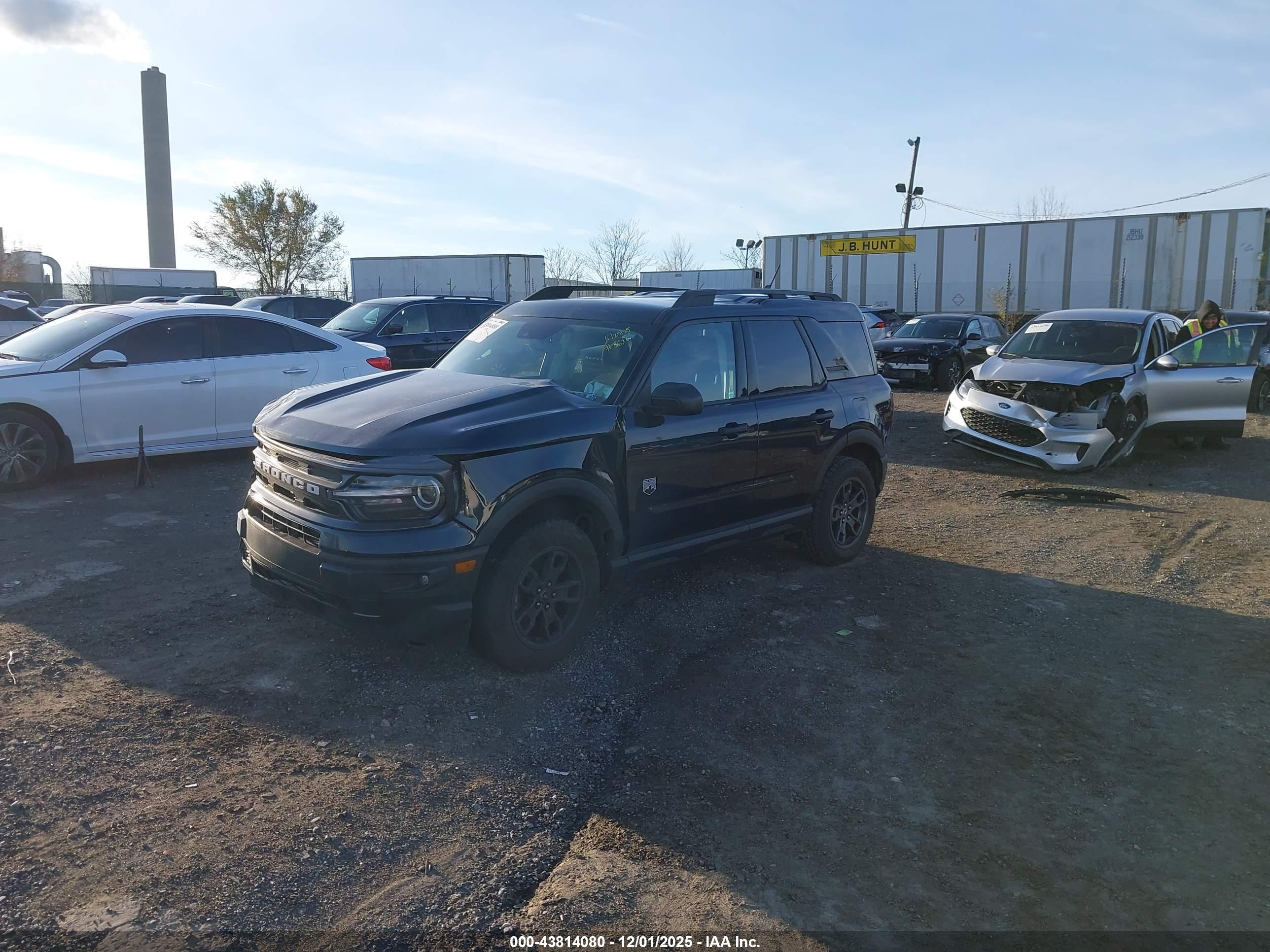 FORD BRONCO image 2