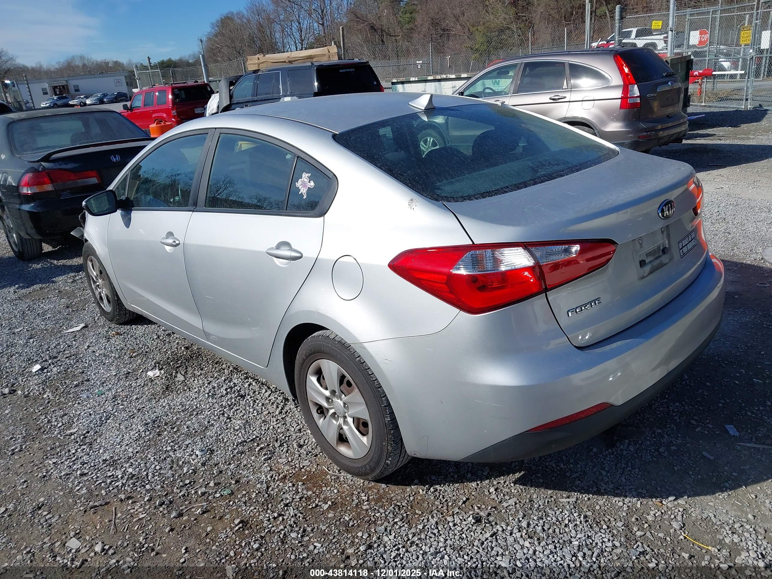 KIA FORTE image 3