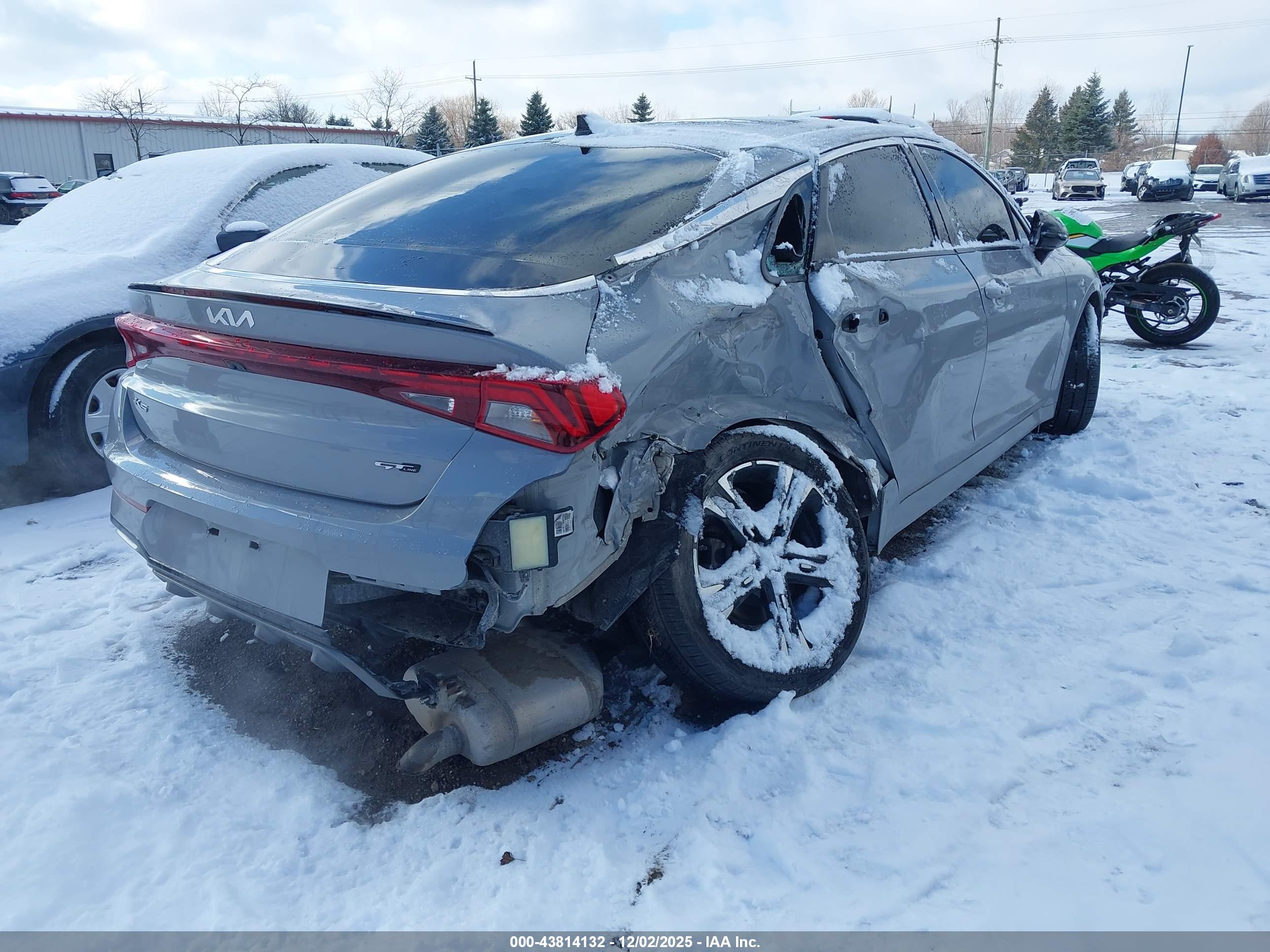 KIA K5 image 6