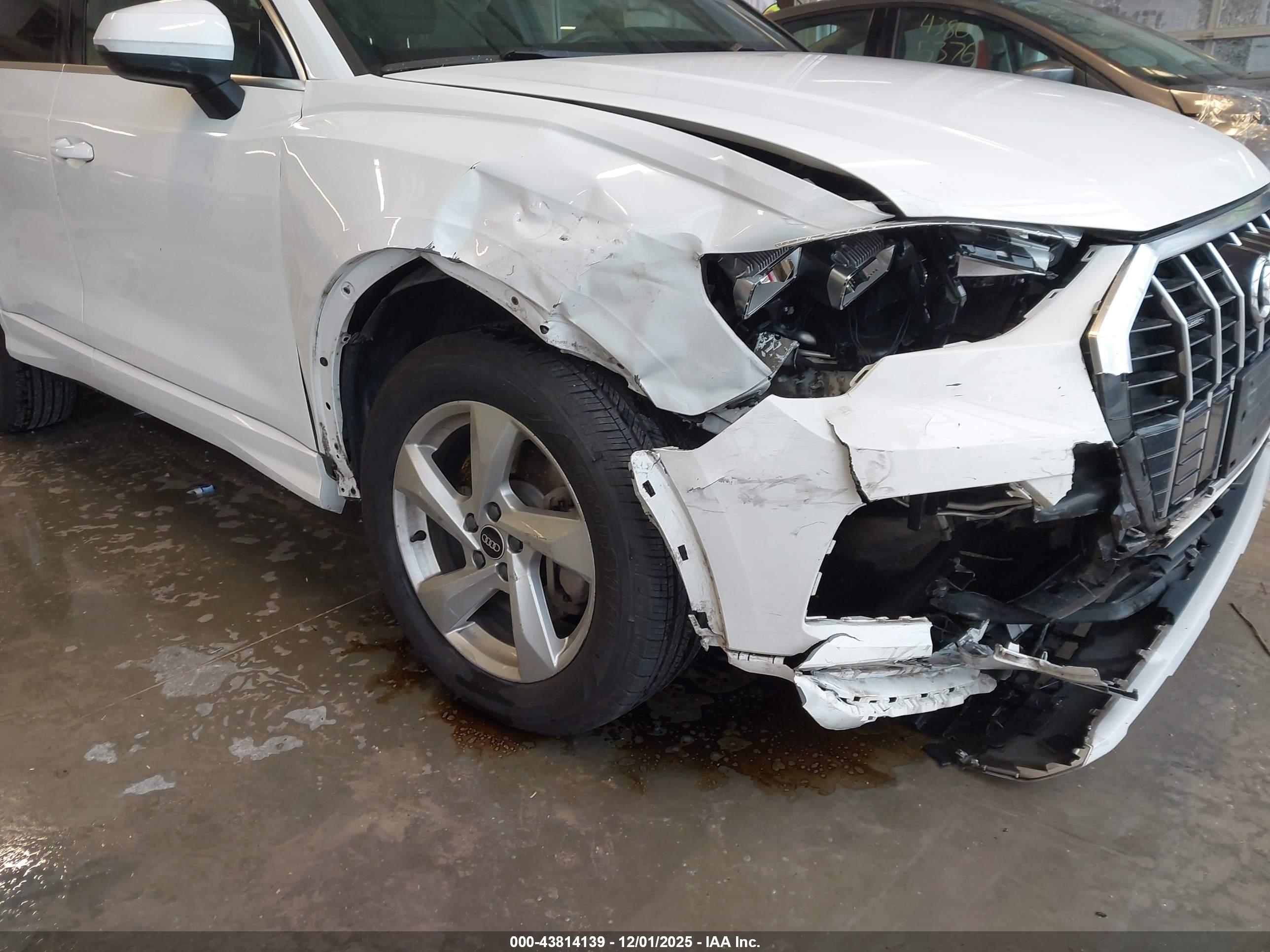 AUDI Q3 image 6