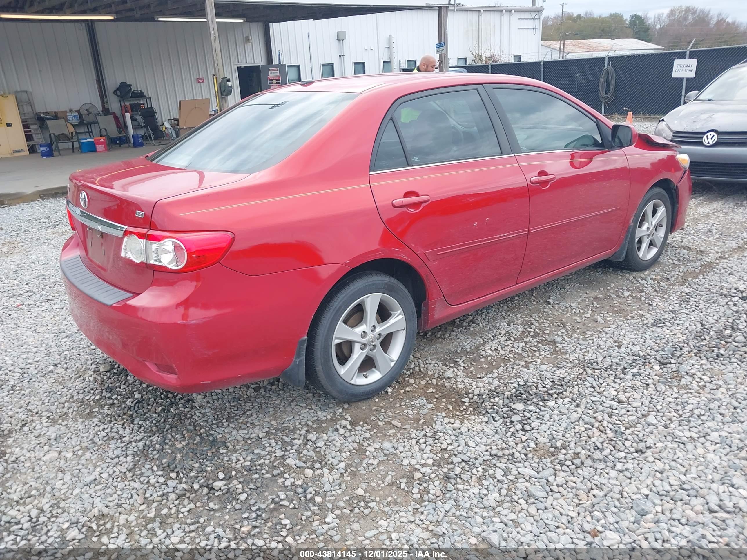 TOYOTA COROLLA image 4