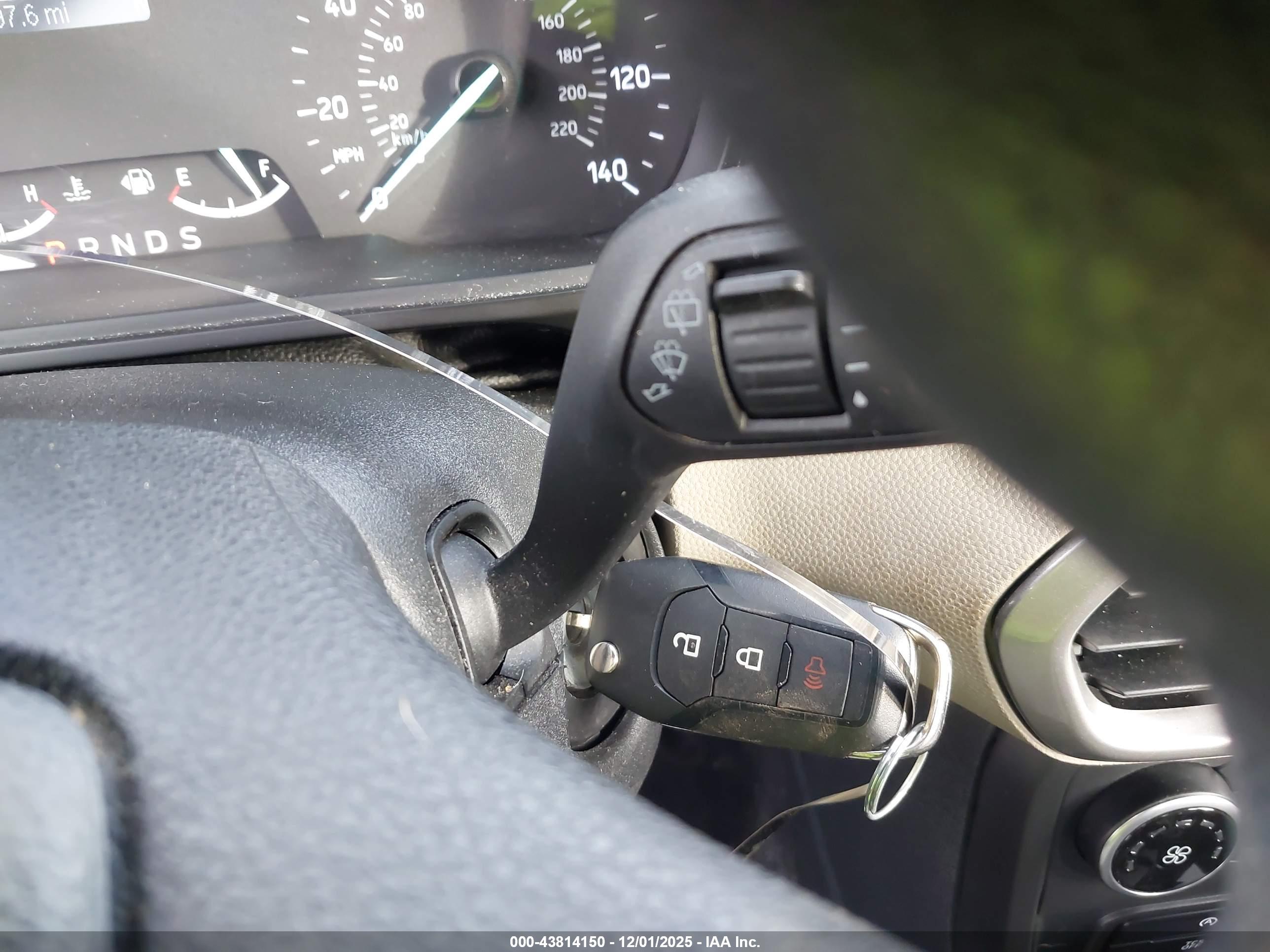 FORD ECOSPORT image 11