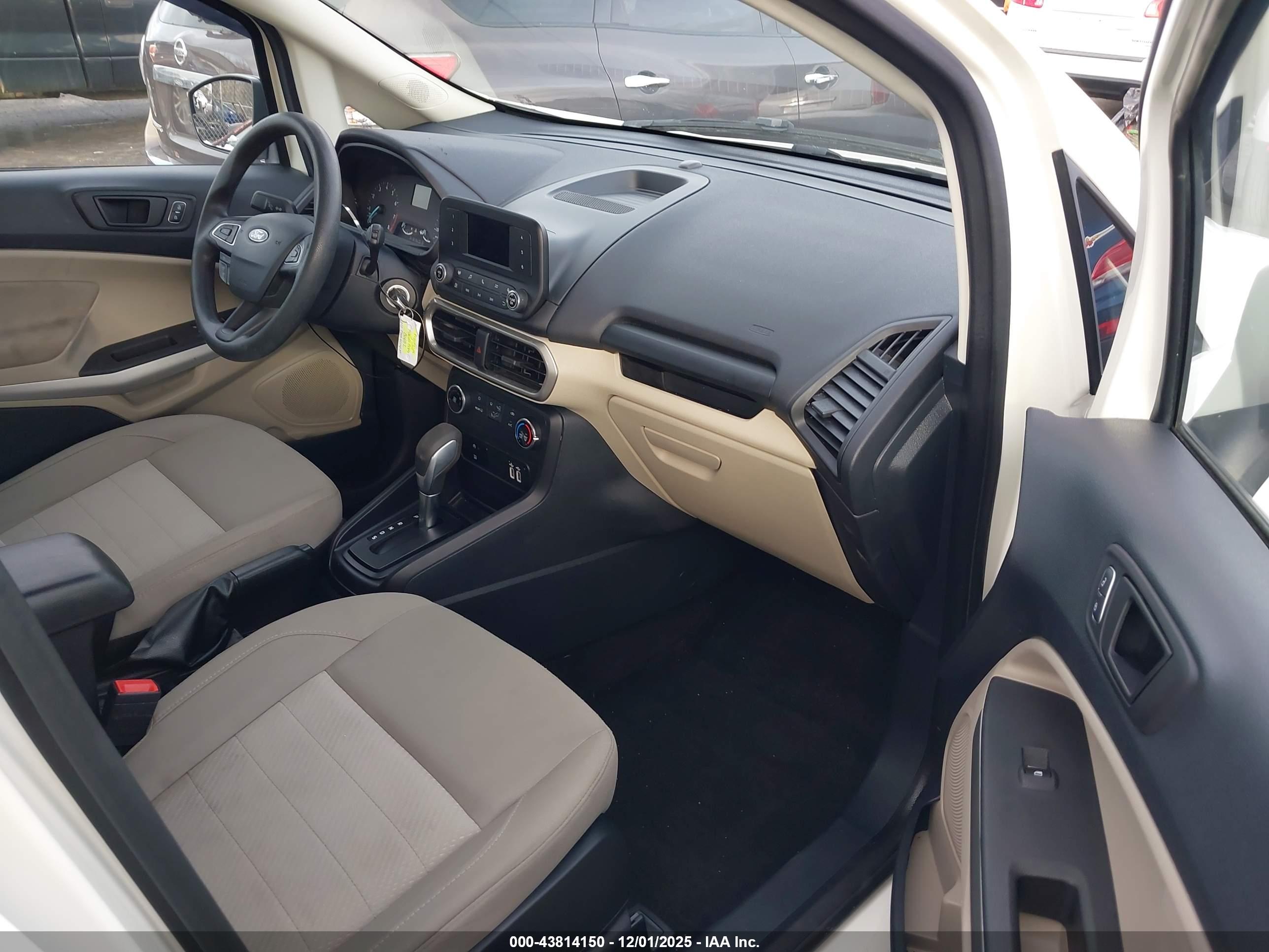 FORD ECOSPORT image 5