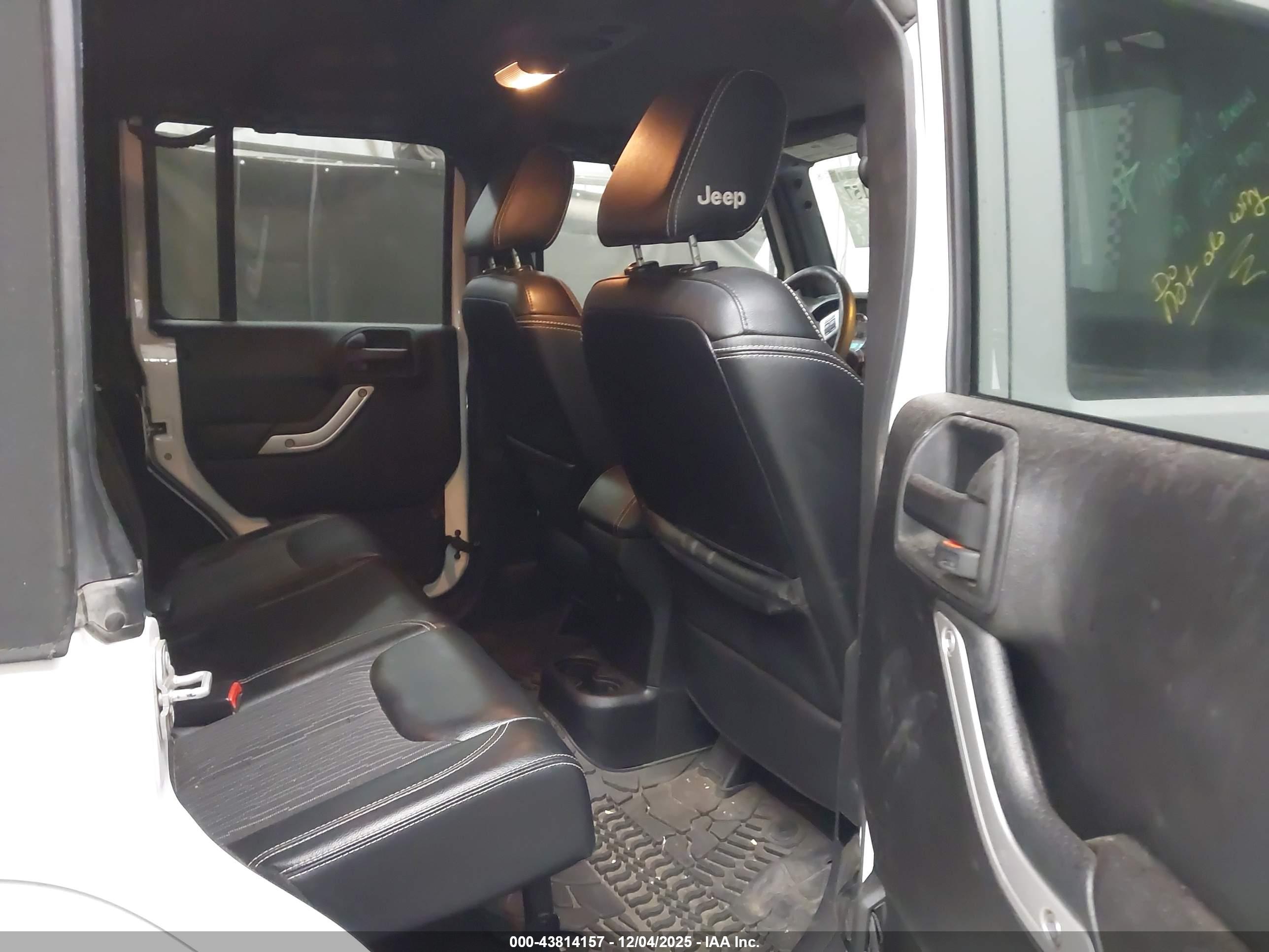 JEEP WRANGLER image 8