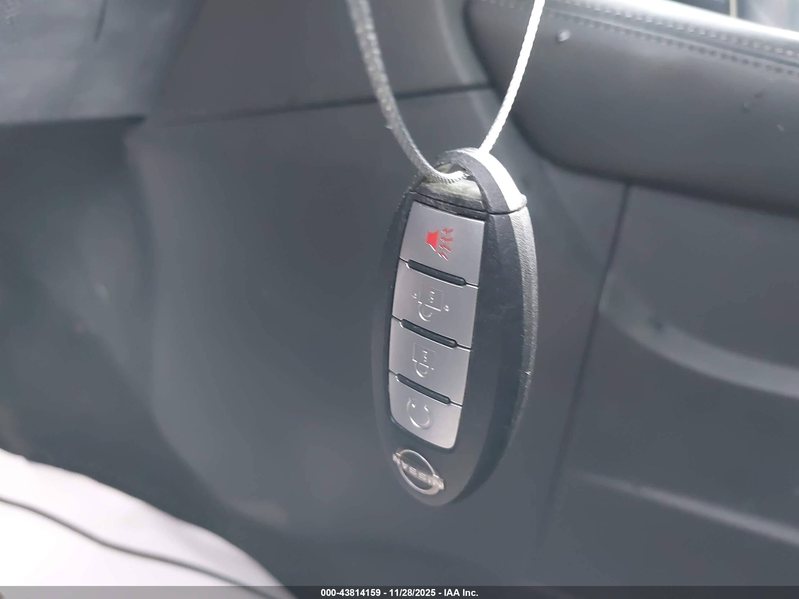 NISSAN KICKS image 11