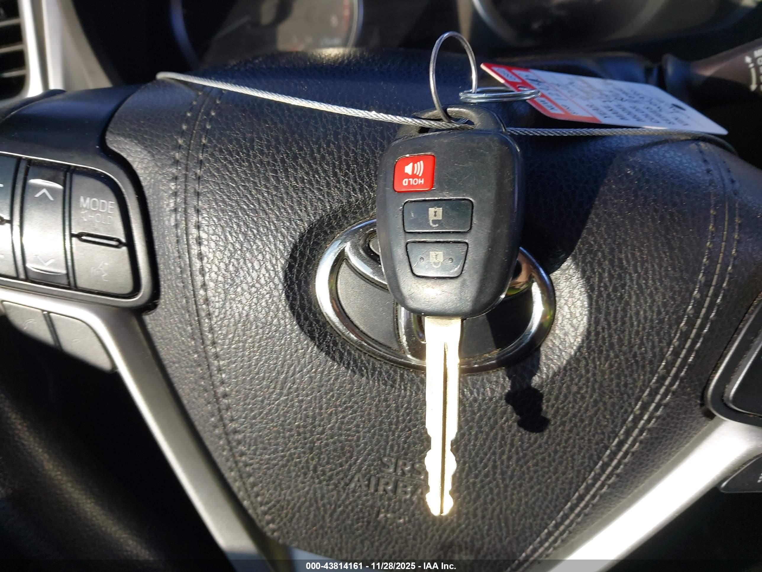 TOYOTA HIGHLANDER image 11
