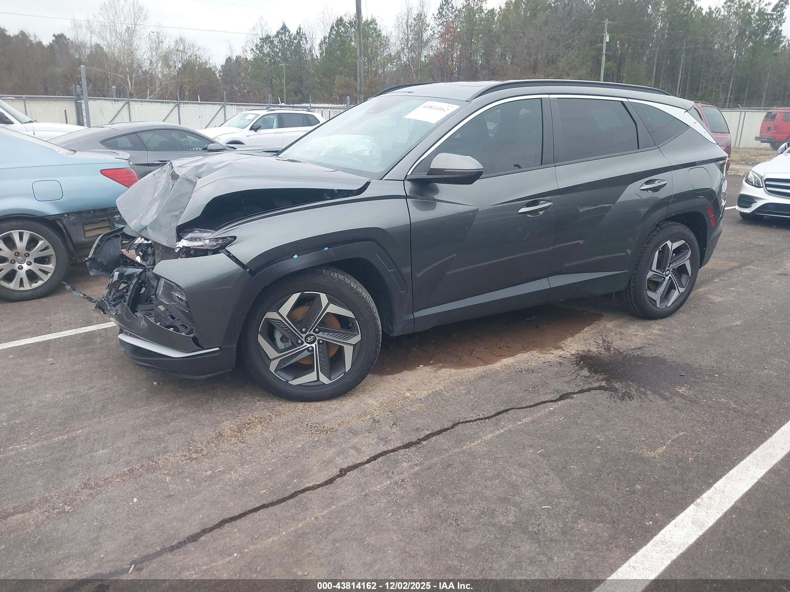 HYUNDAI TUCSON image 2