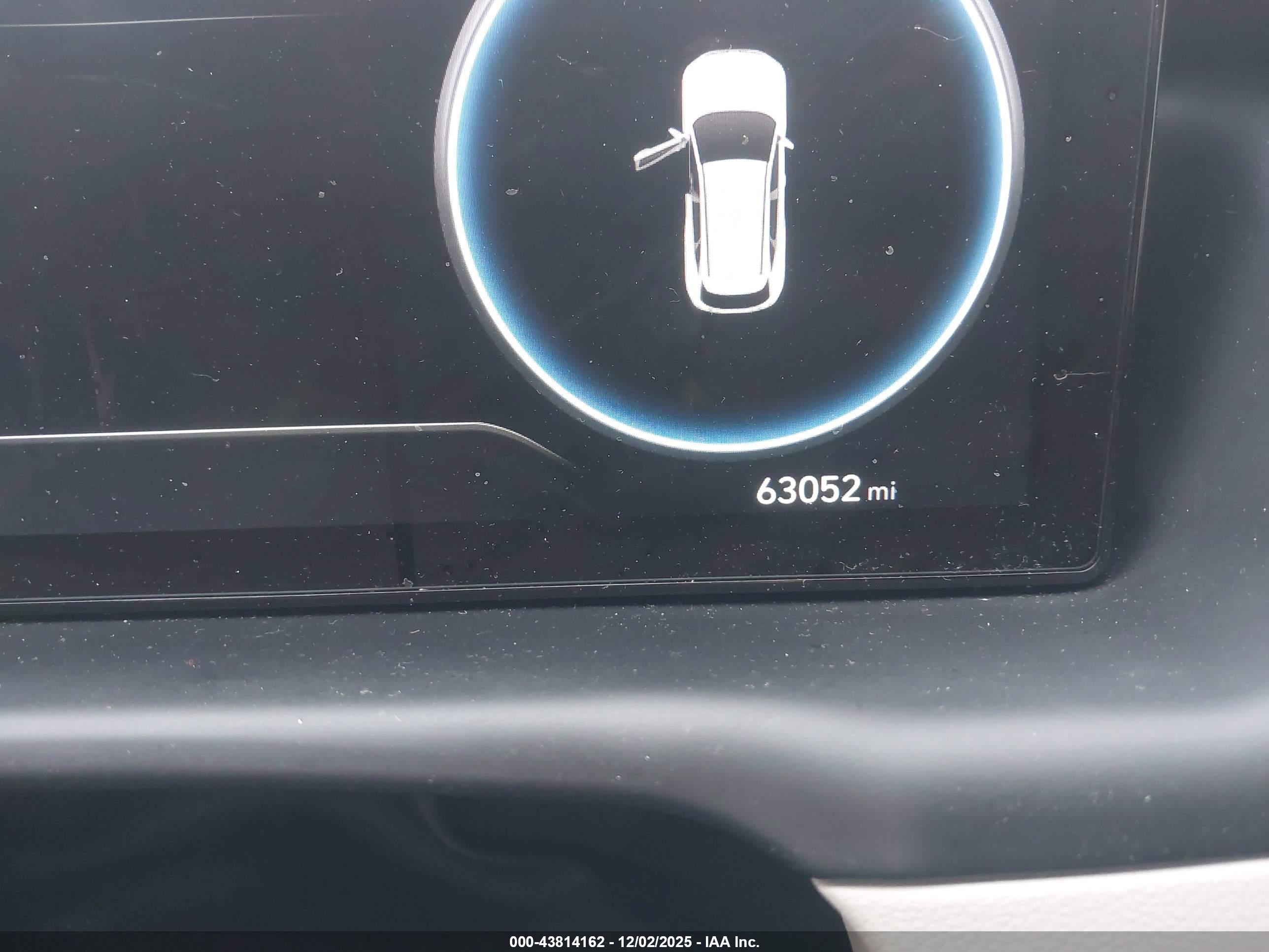 HYUNDAI TUCSON image 7