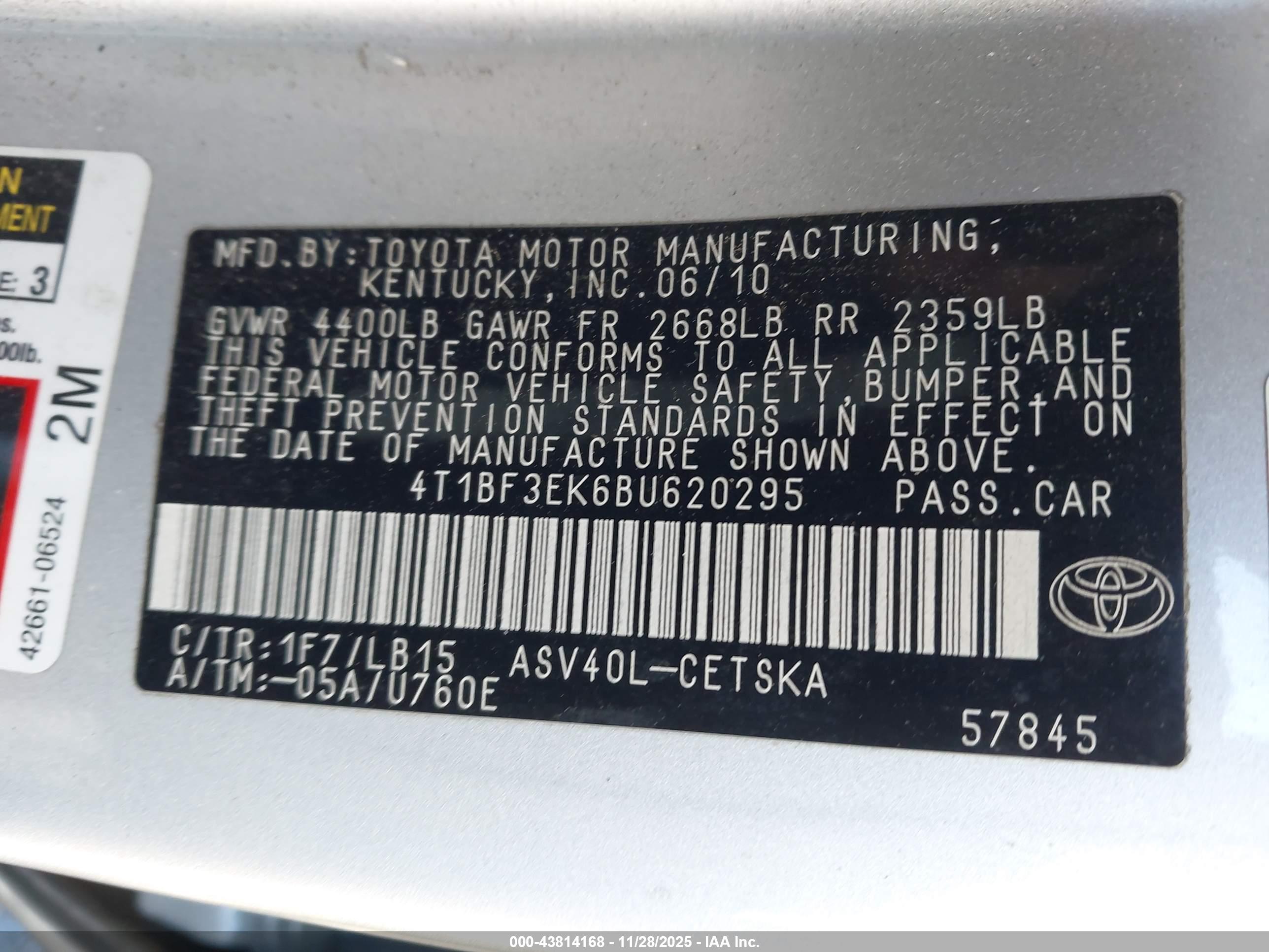 TOYOTA CAMRY image 9