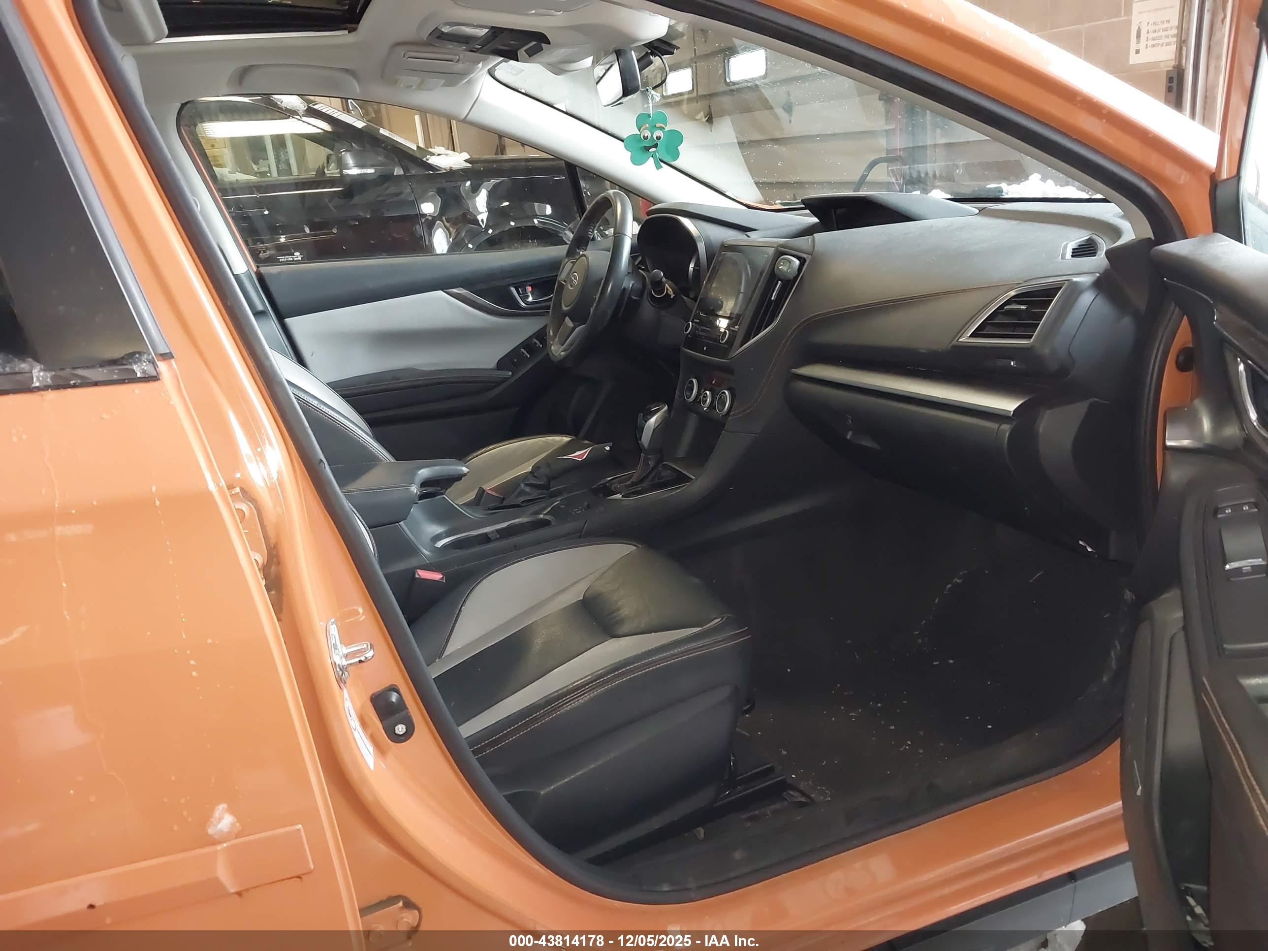 SUBARU CROSSTREK image 5