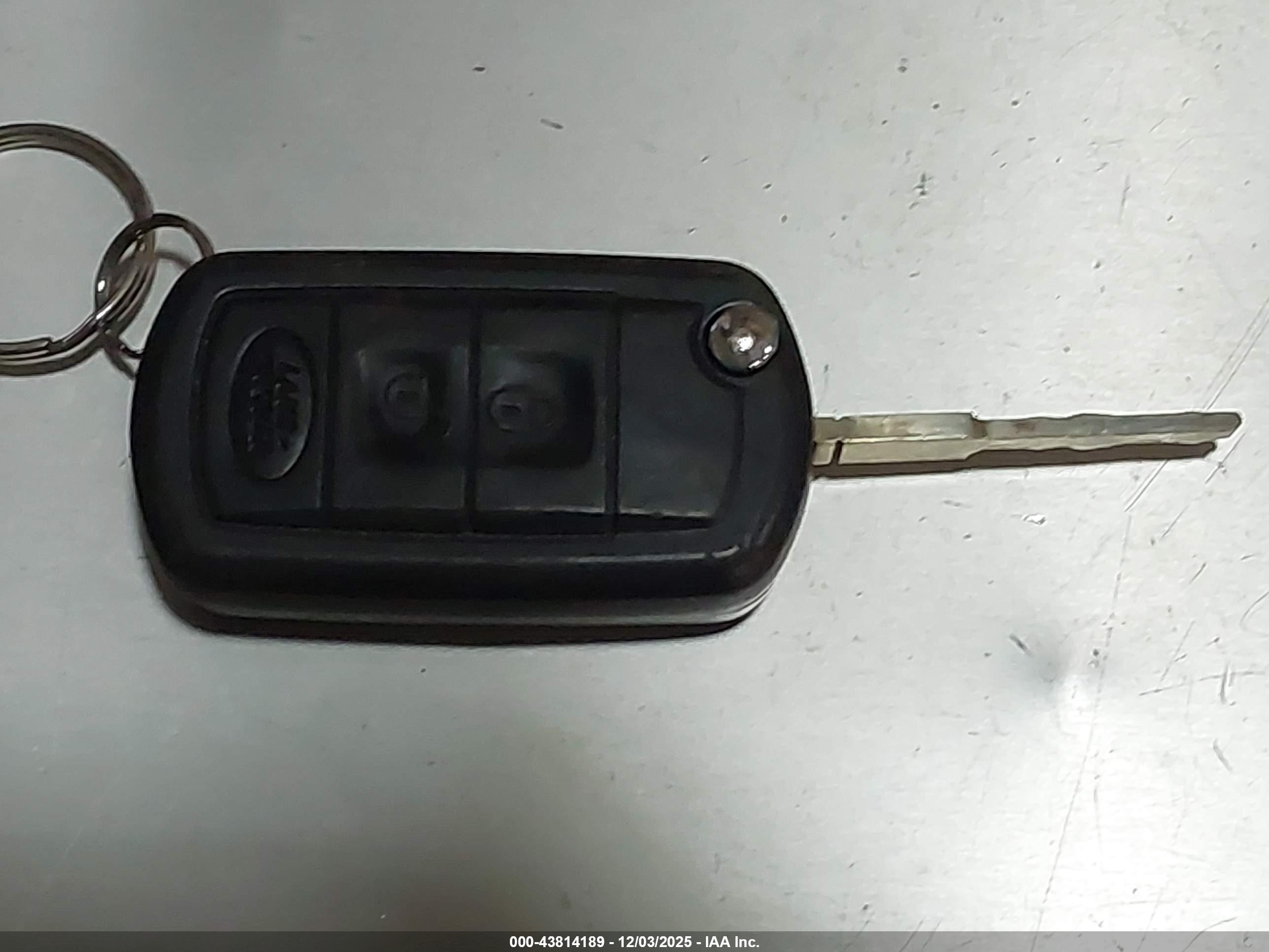 LAND ROVER image 11