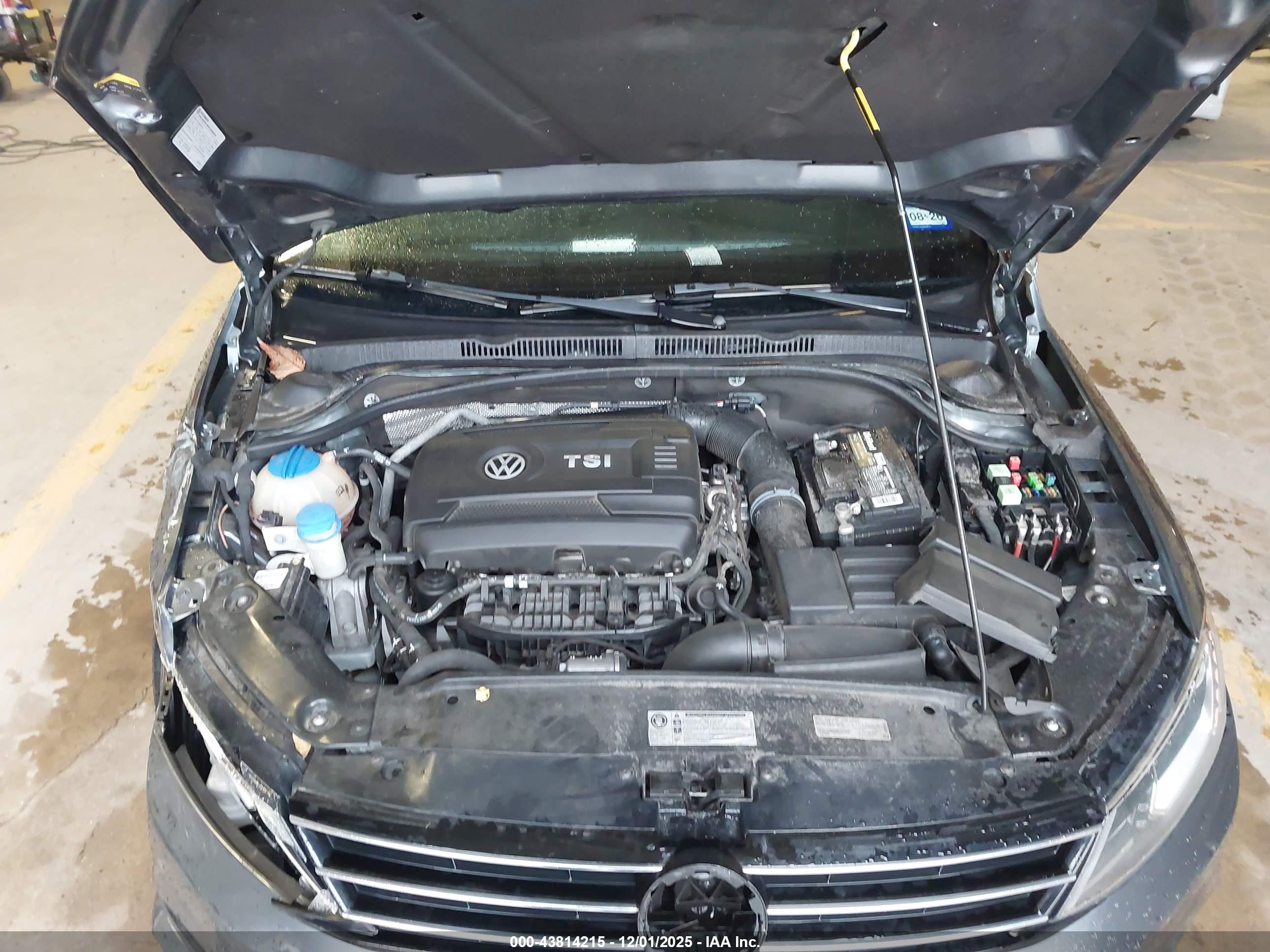 VOLKSWAGEN JETTA image 10