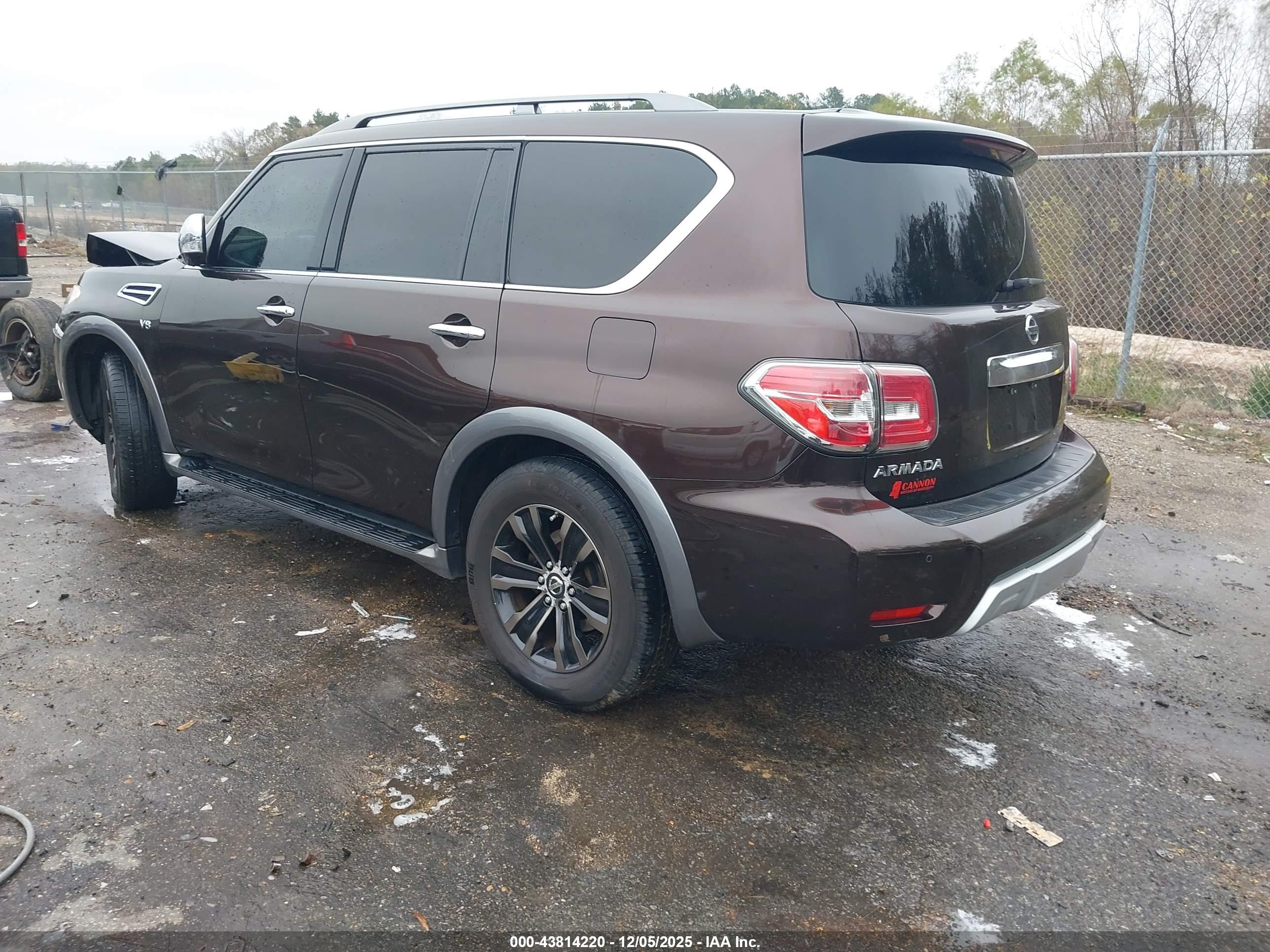 NISSAN ARMADA image 3