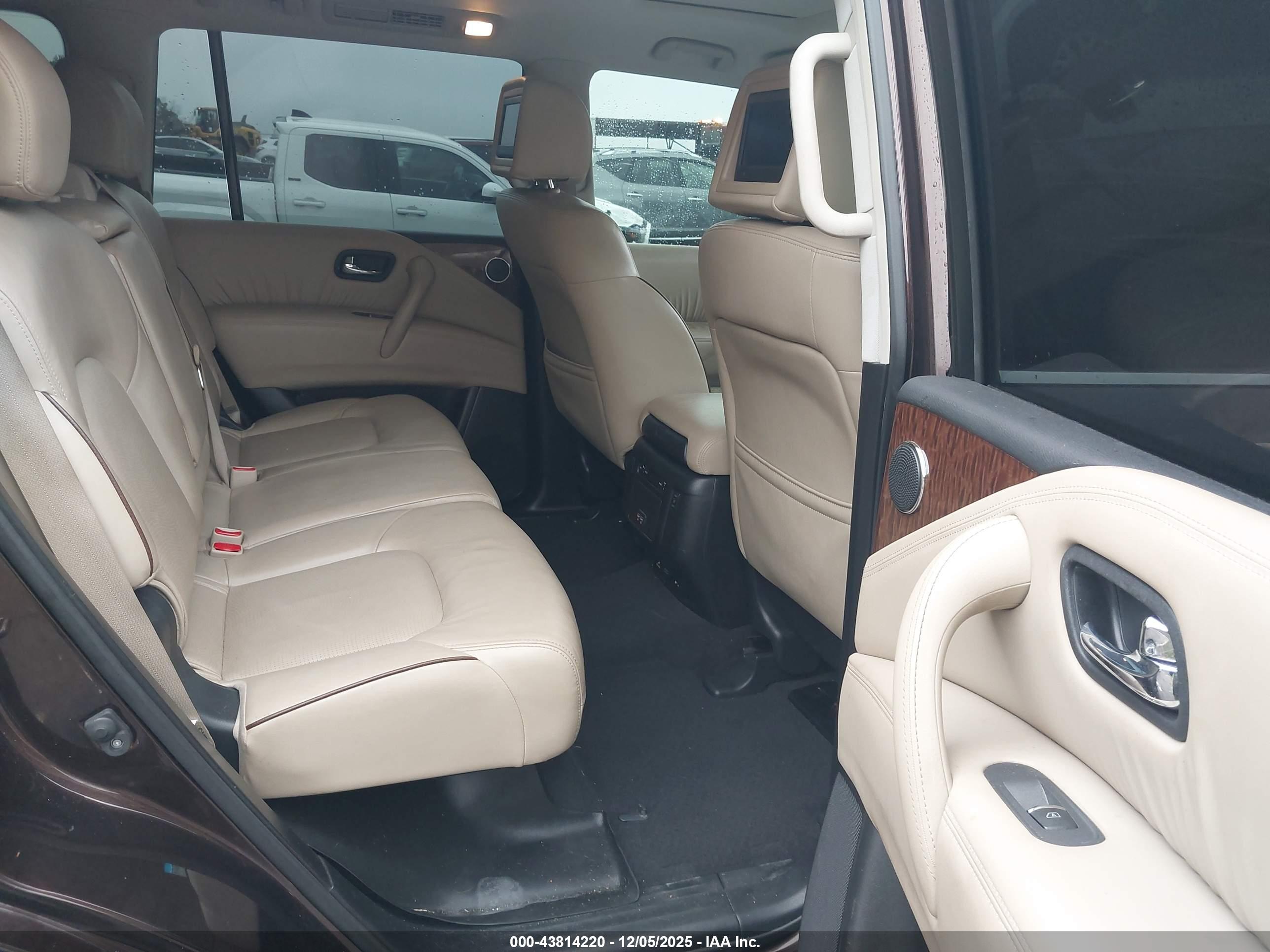 NISSAN ARMADA image 8